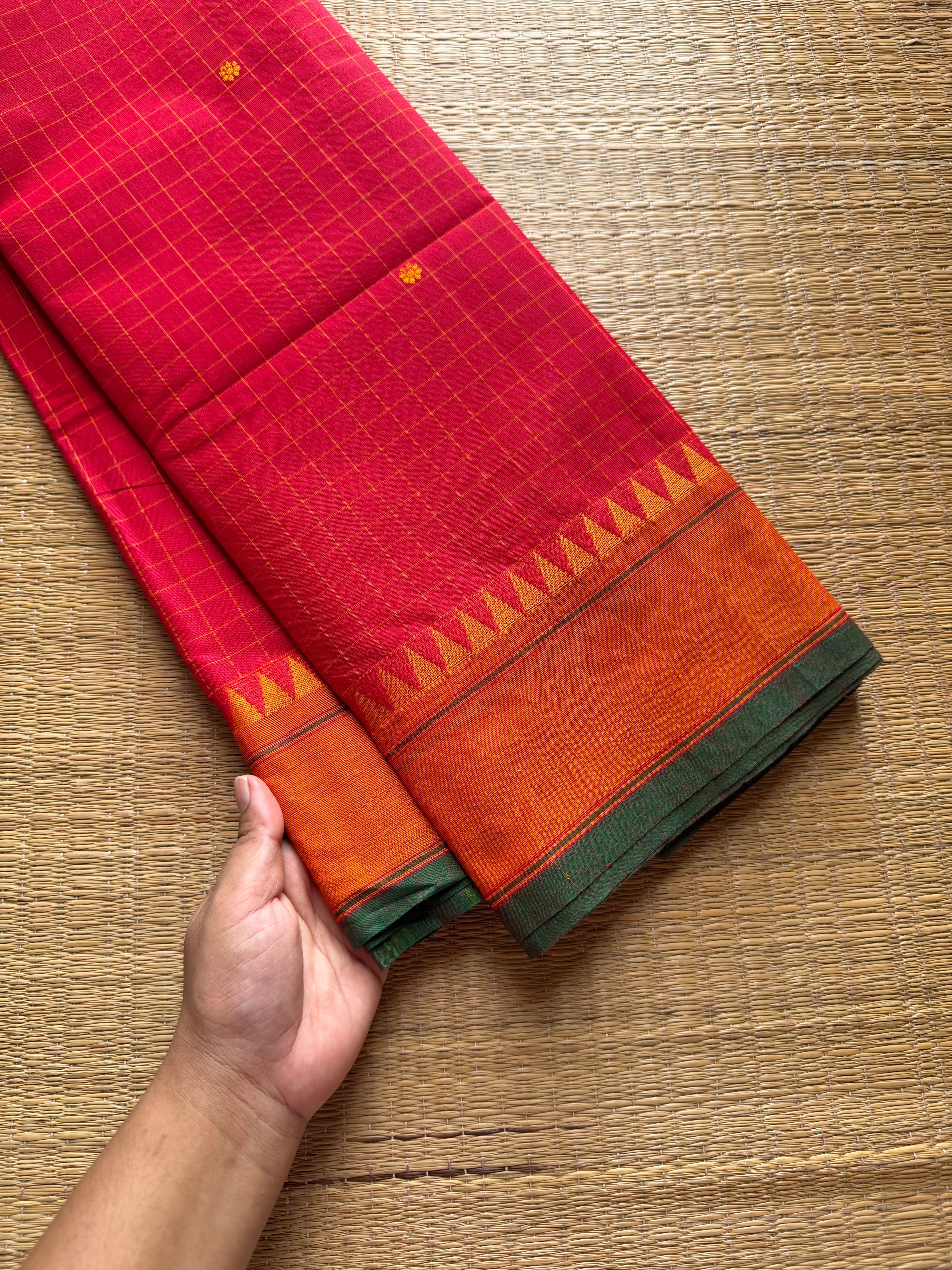 Chilli red shade Premium & soft Checks/ Kattam Pattern Kanchi cotton saree with handmade thread buttas