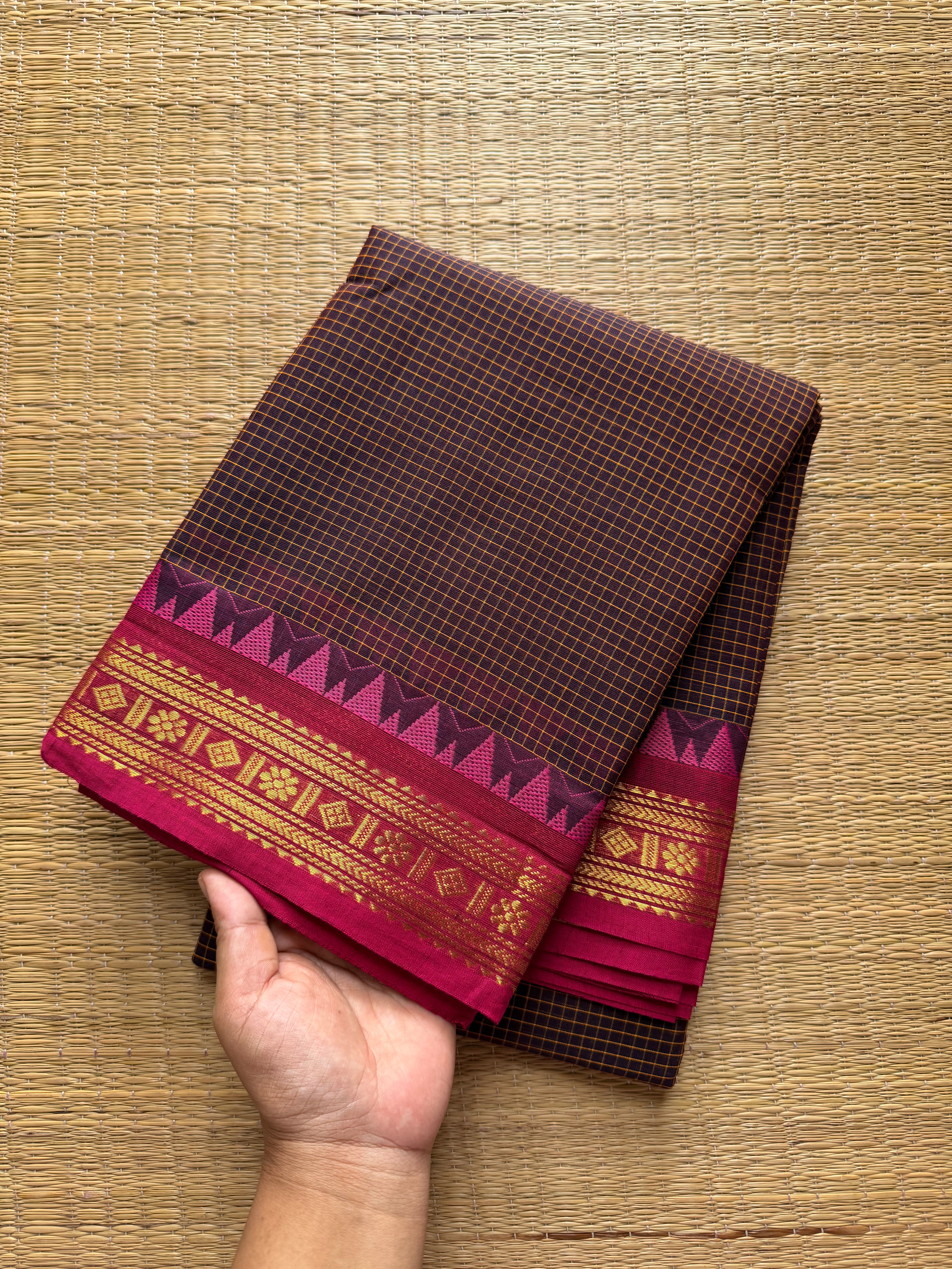 RF437 Brown shade Podikattam Kanchi cotton saree with contrast pink small zari border