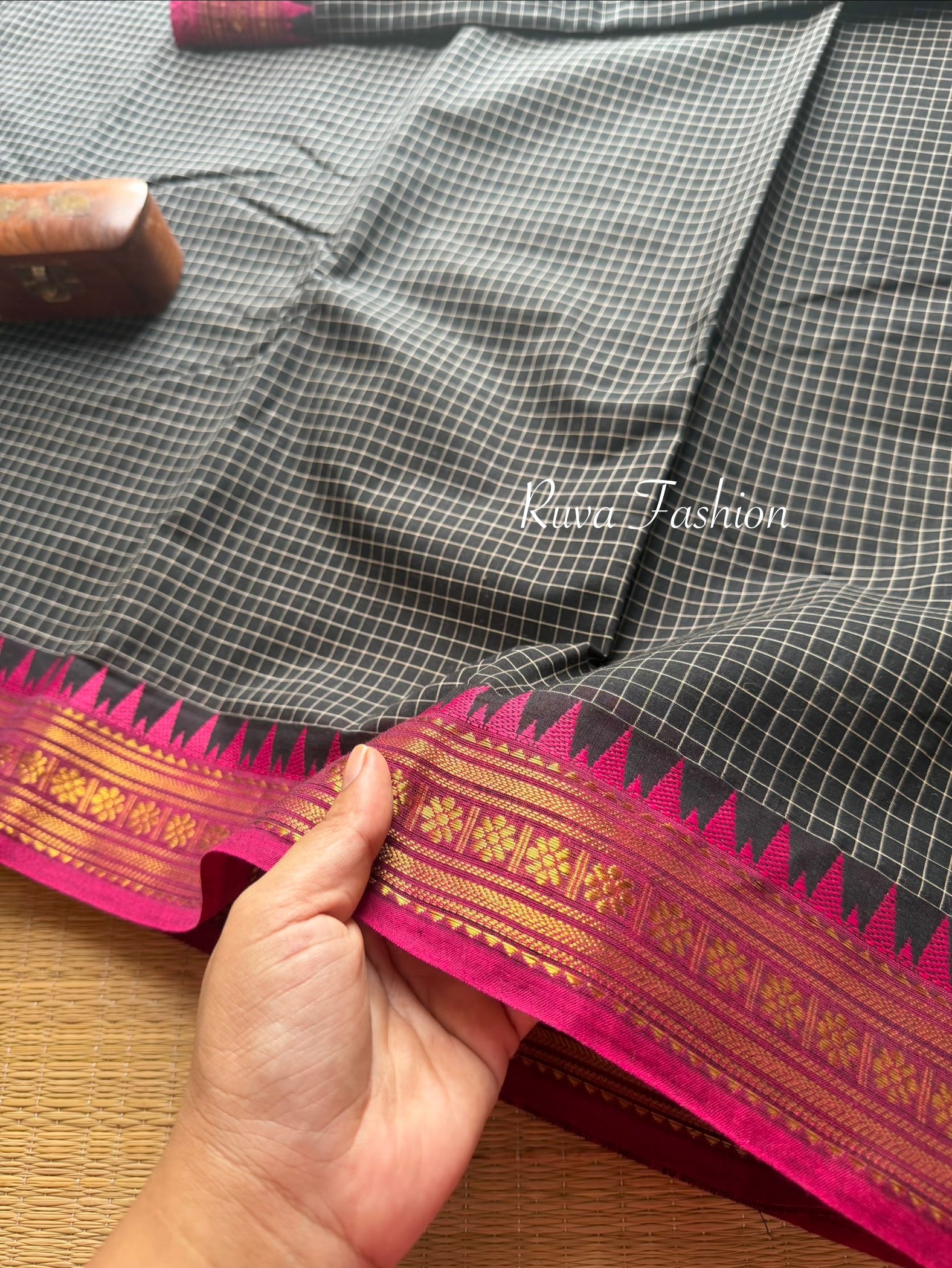 RF106 Black with pink combination Podi Kattam / small checks vintage border Kanchi cotton saree