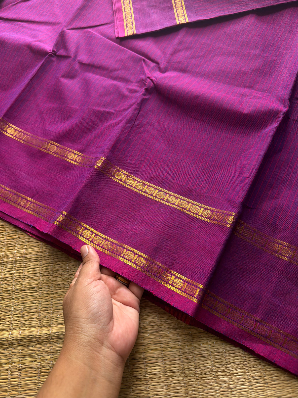 RF743 Monotone magenta pink shade Kanchi cotton saree with Korvai Vaira Oosi thread vertical lines pattern with vintage Rettapet border