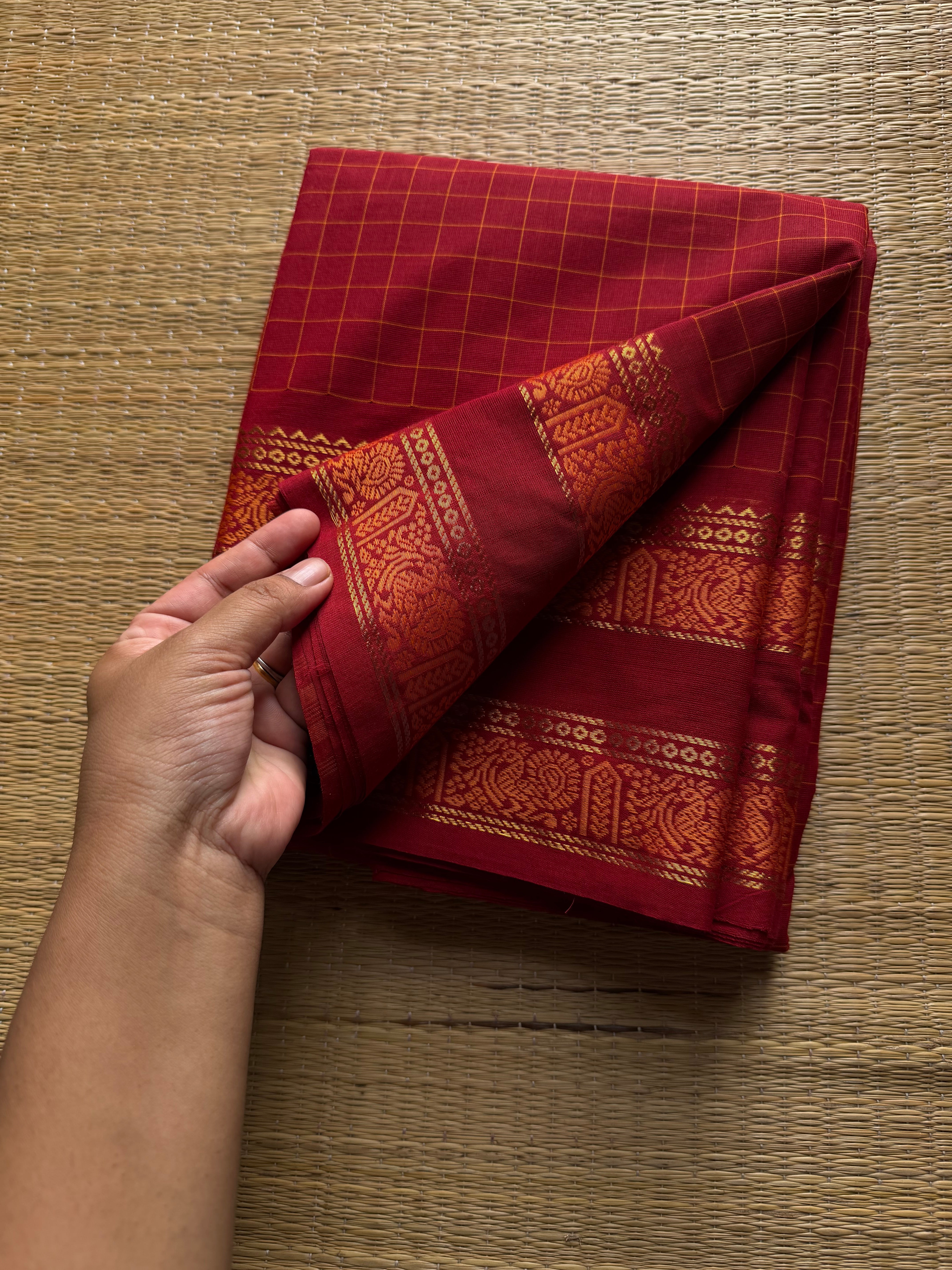 RF983 The Reddish Maroon Kattam Edition: Kanchi Cotton Saree with Minimal Zari & checks pattern