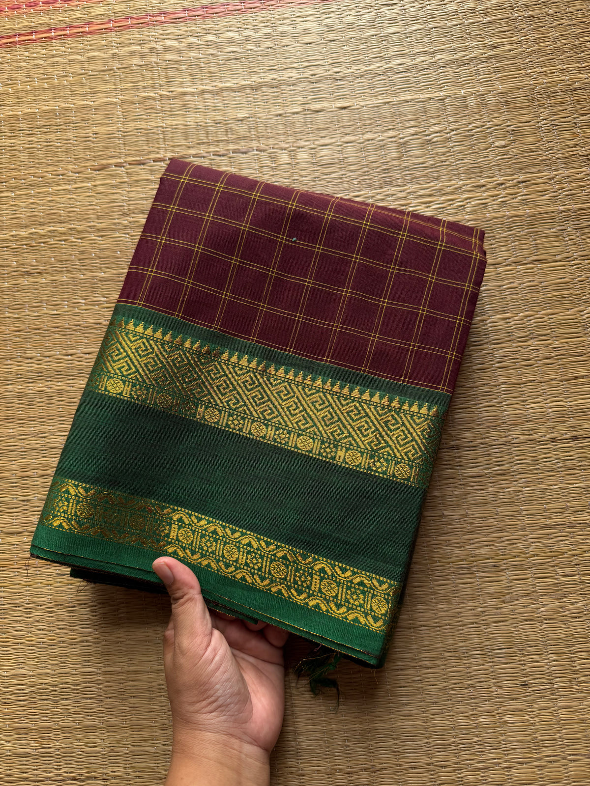 RF413 Dark Maroon With Contrast Green Combination Traditional Vintage Kattam Kanchi Cotton Saree With rettapet gap border