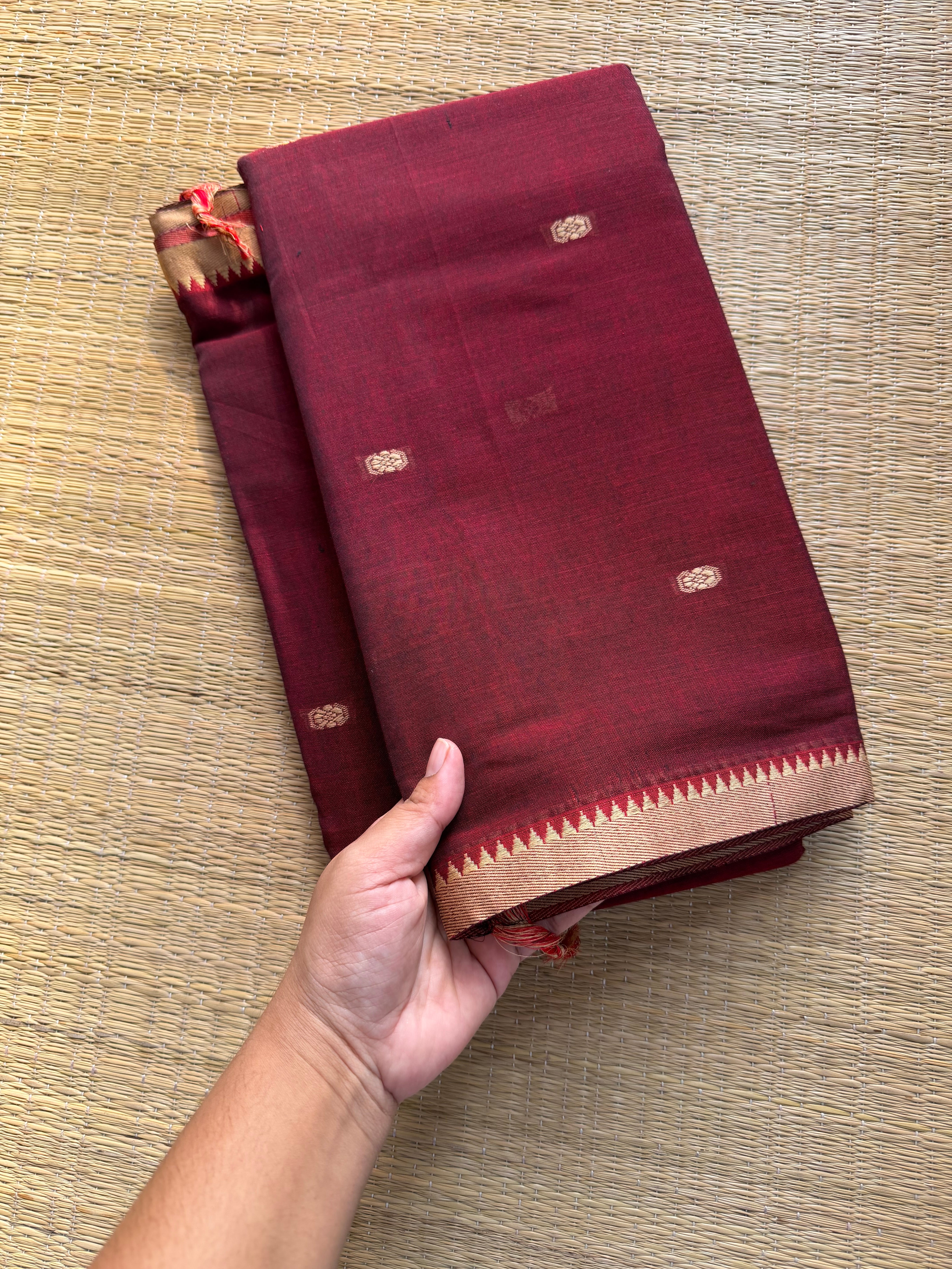 RF253 Maroon Narayanpet small thread border cotton saree with handmade thread buttas