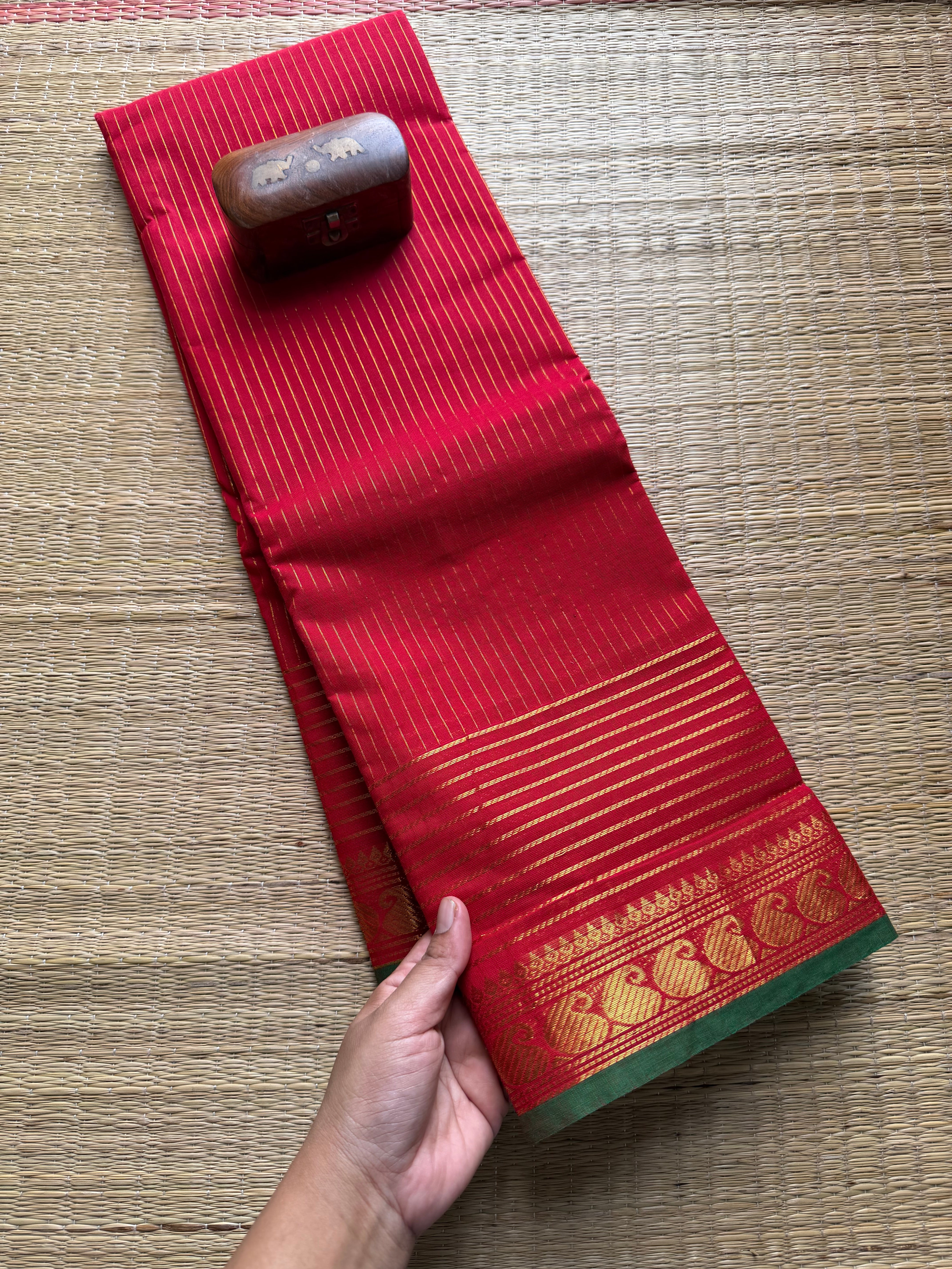 RF93 Chilli Red Vaira Oosi Kanchi Cotton Saree With Small Contrast Mango Border
