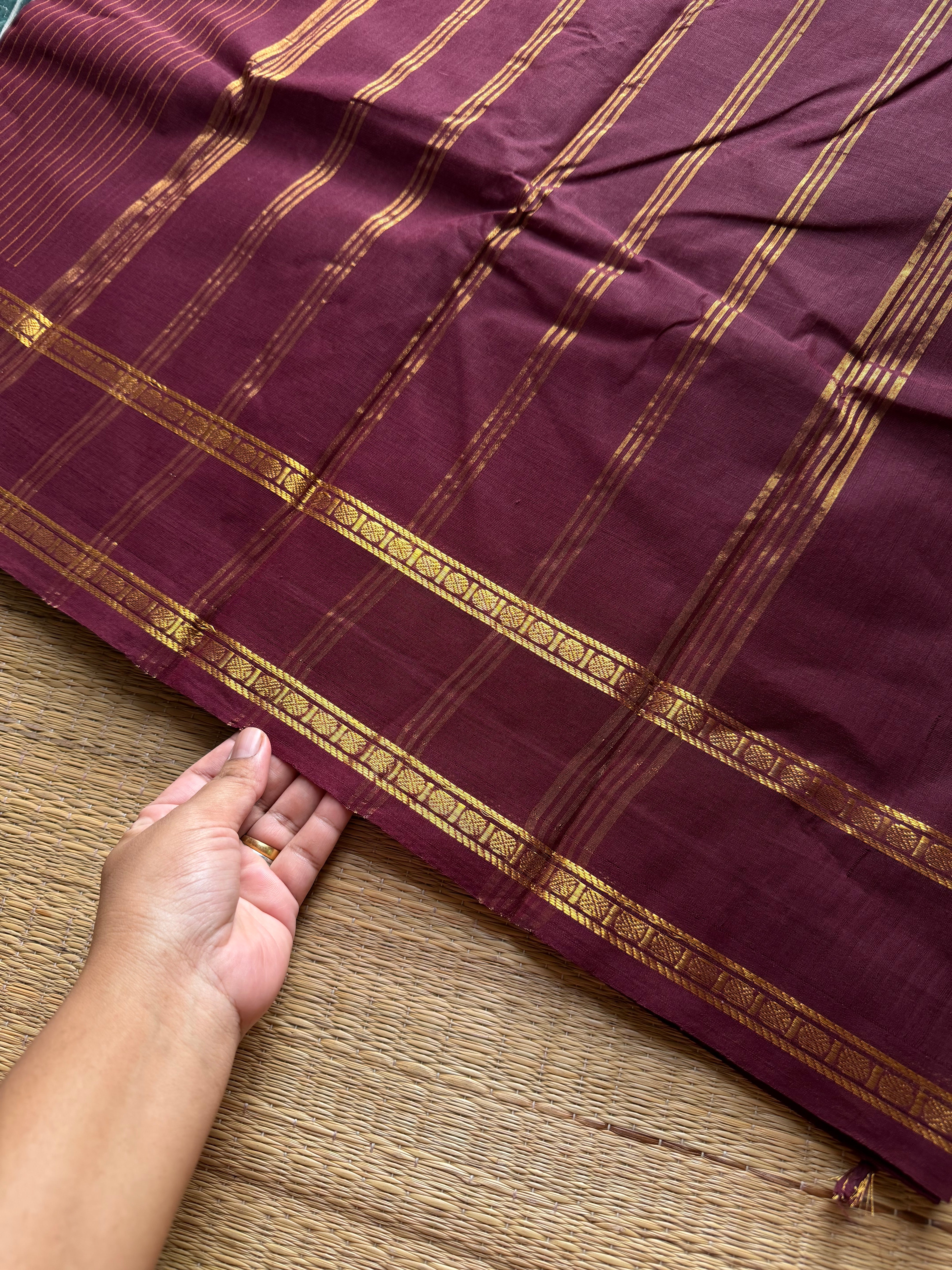RF1002 Monotone Dark Maroon shade Kanchi cotton saree Vaira Oosi thread vertical lines pattern with vintage Rettapet border