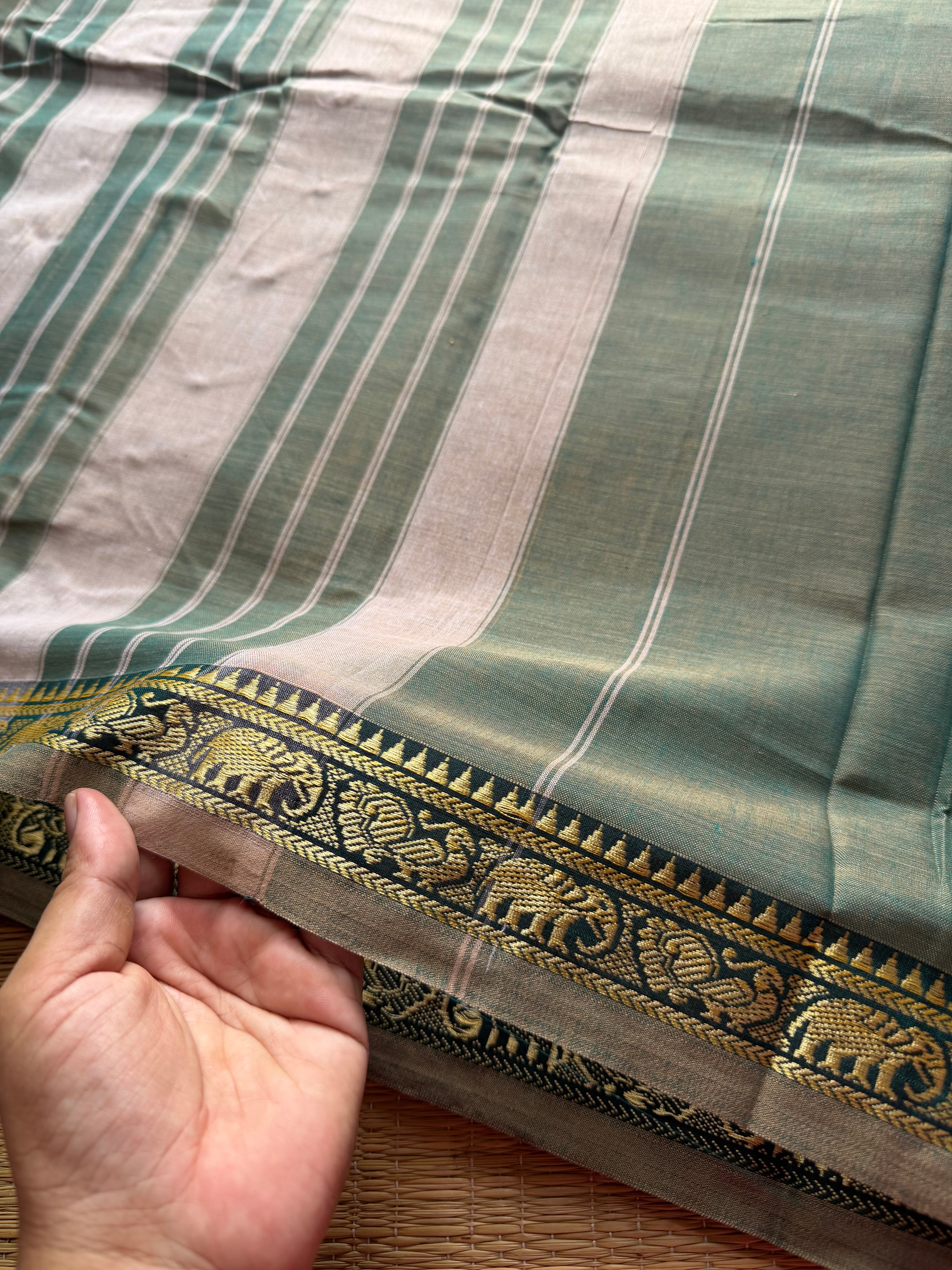 Dual tone pista green shade Mercerised Narayanpet Cotton Saree With Small Annam and elephant pattern border