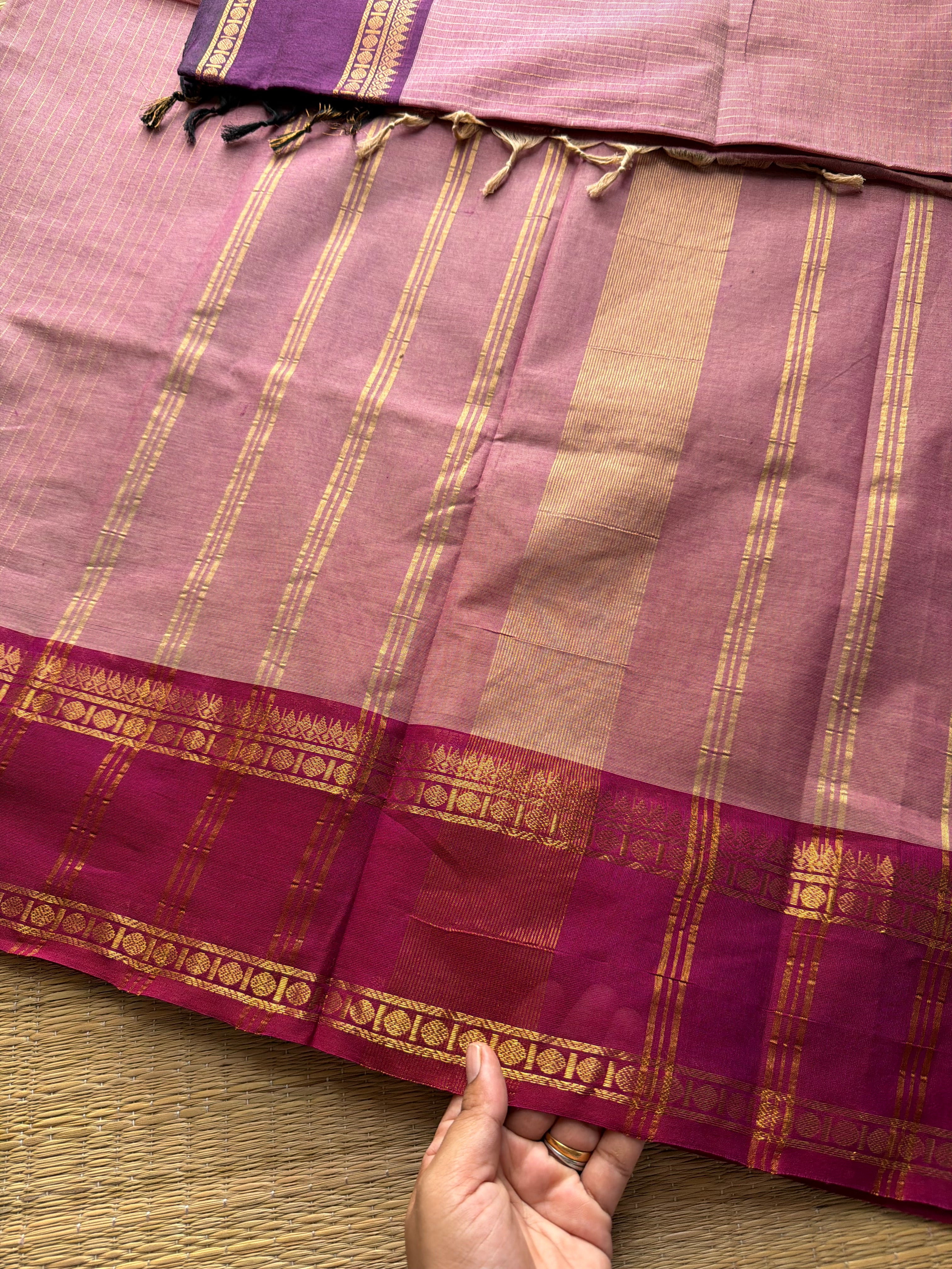 RF213 Pastel onion Pink Shade Kanchi cotton saree with golden Vaira Oosi pattern and unique dark pink and deep purple combination Ganga Jamuna Rettapet Border