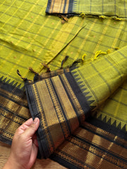 RF642 Green with black Kanchi cotton Kattam / checks pattern saree with hand made Zari butta