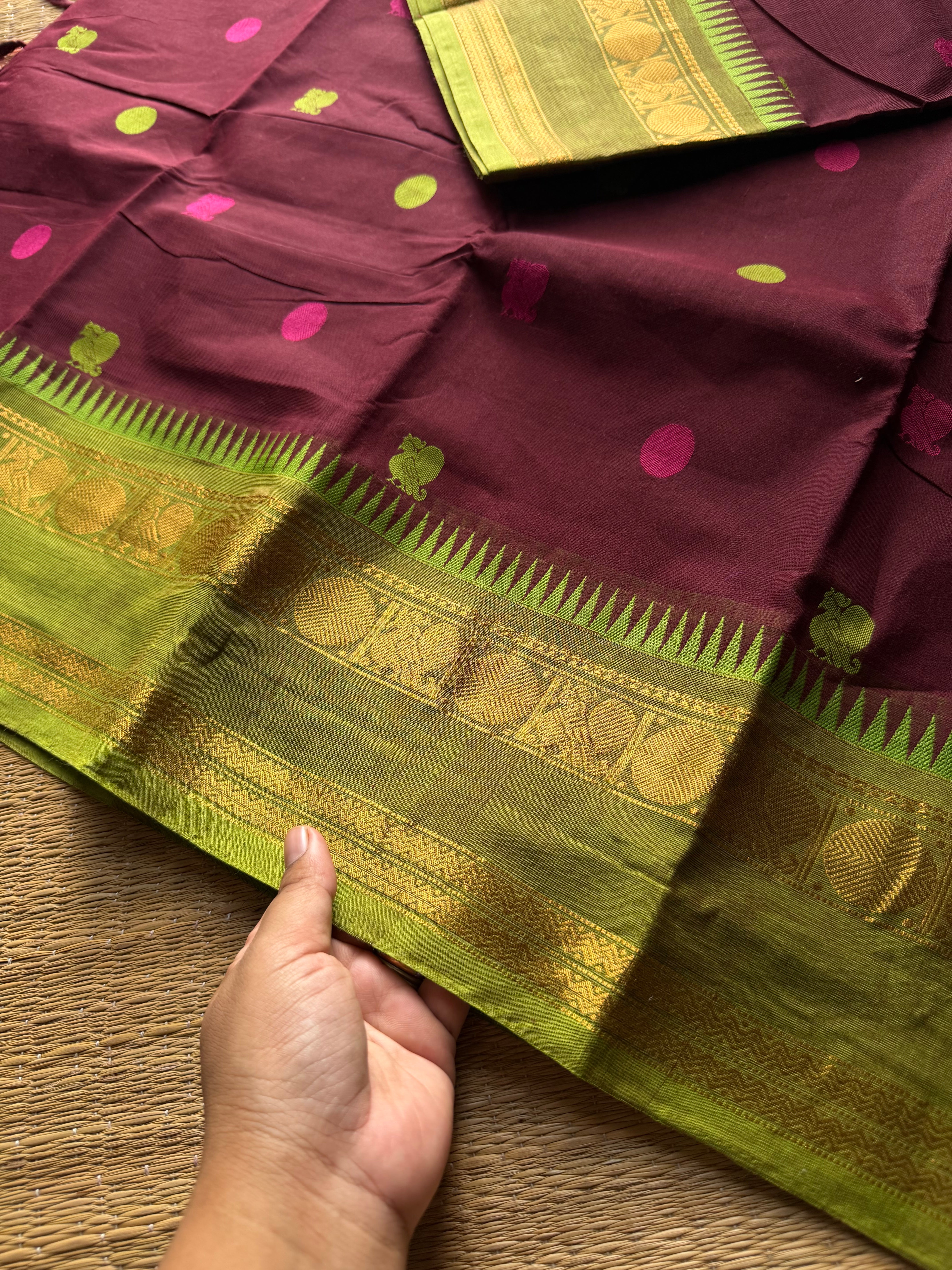 RF1395 Arakku shade ~ Premium Rich Pallu Kanchi cotton saree with Annam pattern gap border