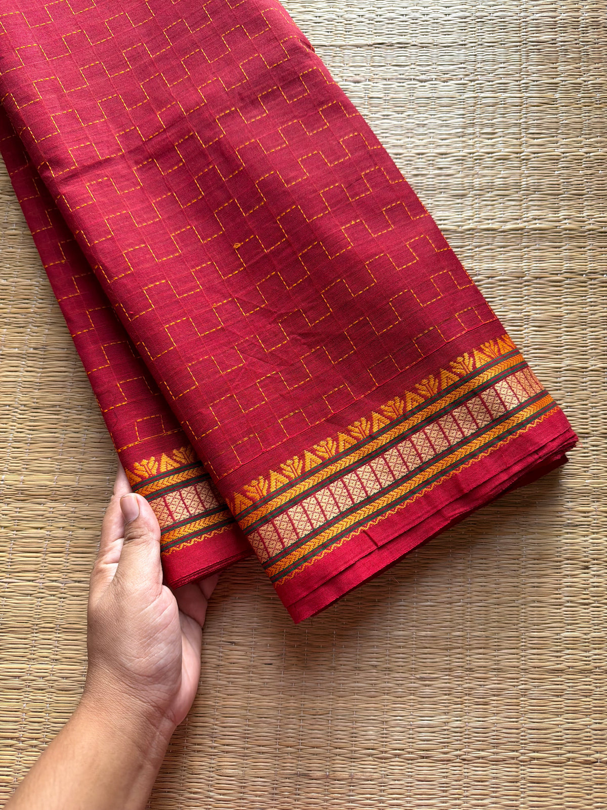 Small Thread border Kanchi cotton saree ~ Reddish Maroon