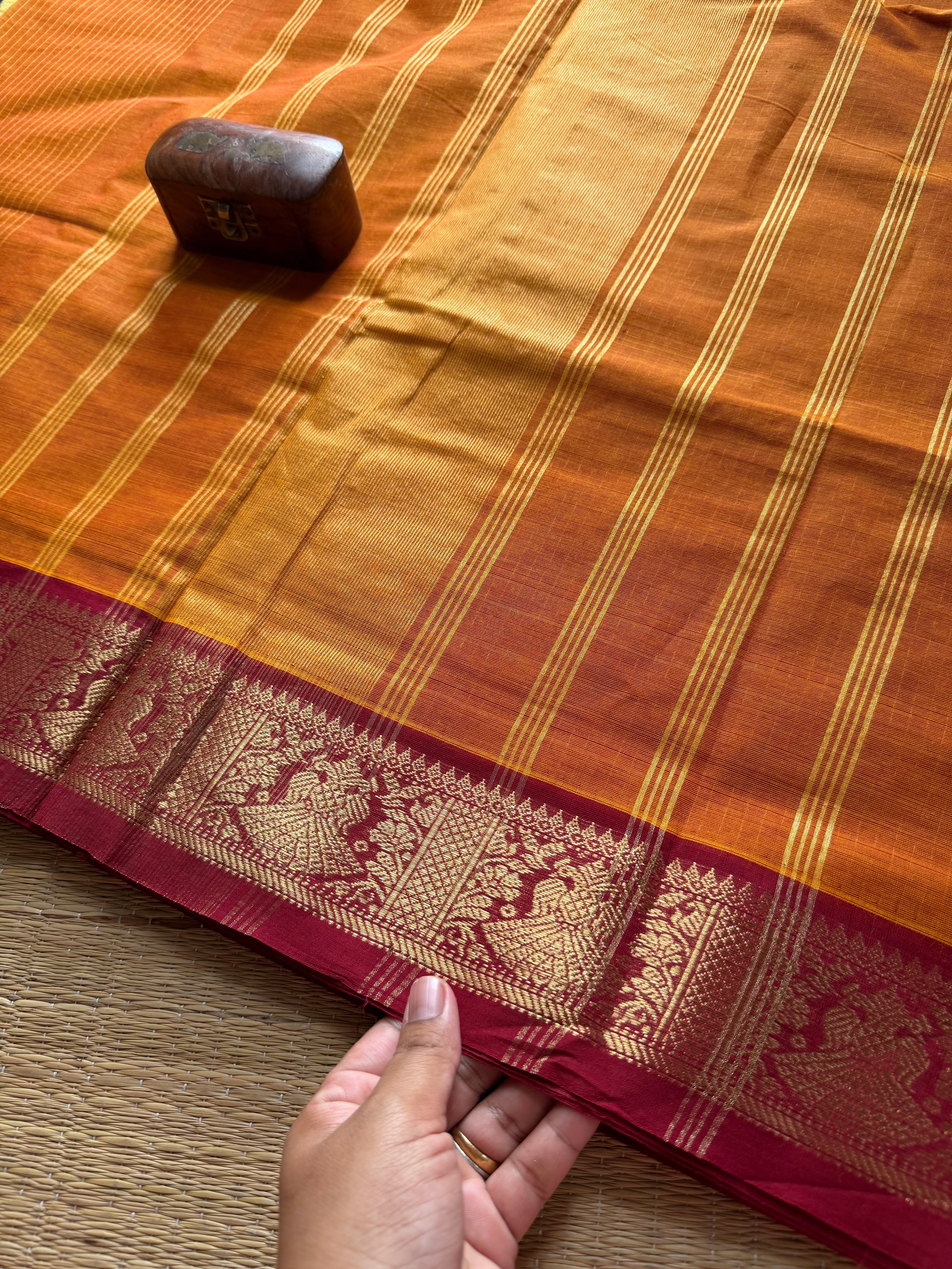 RF194 Orange shade with contrast maroon combination traditional Korvai style border Kanchi cotton saree with vaira Oosi pattern