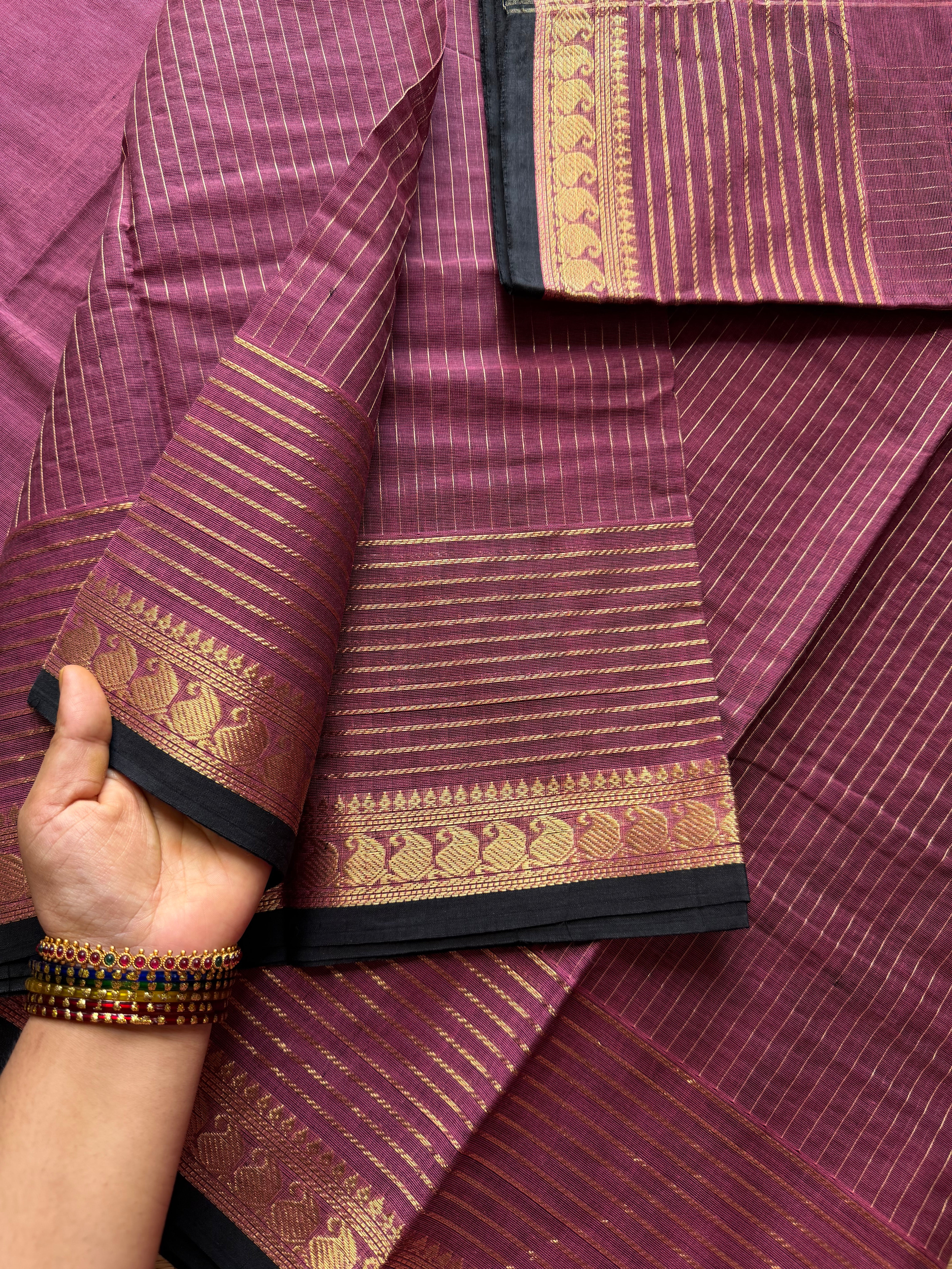 RF588 Dark onion pink with black combination vaira Oosi pattern & contrast mango Zari border