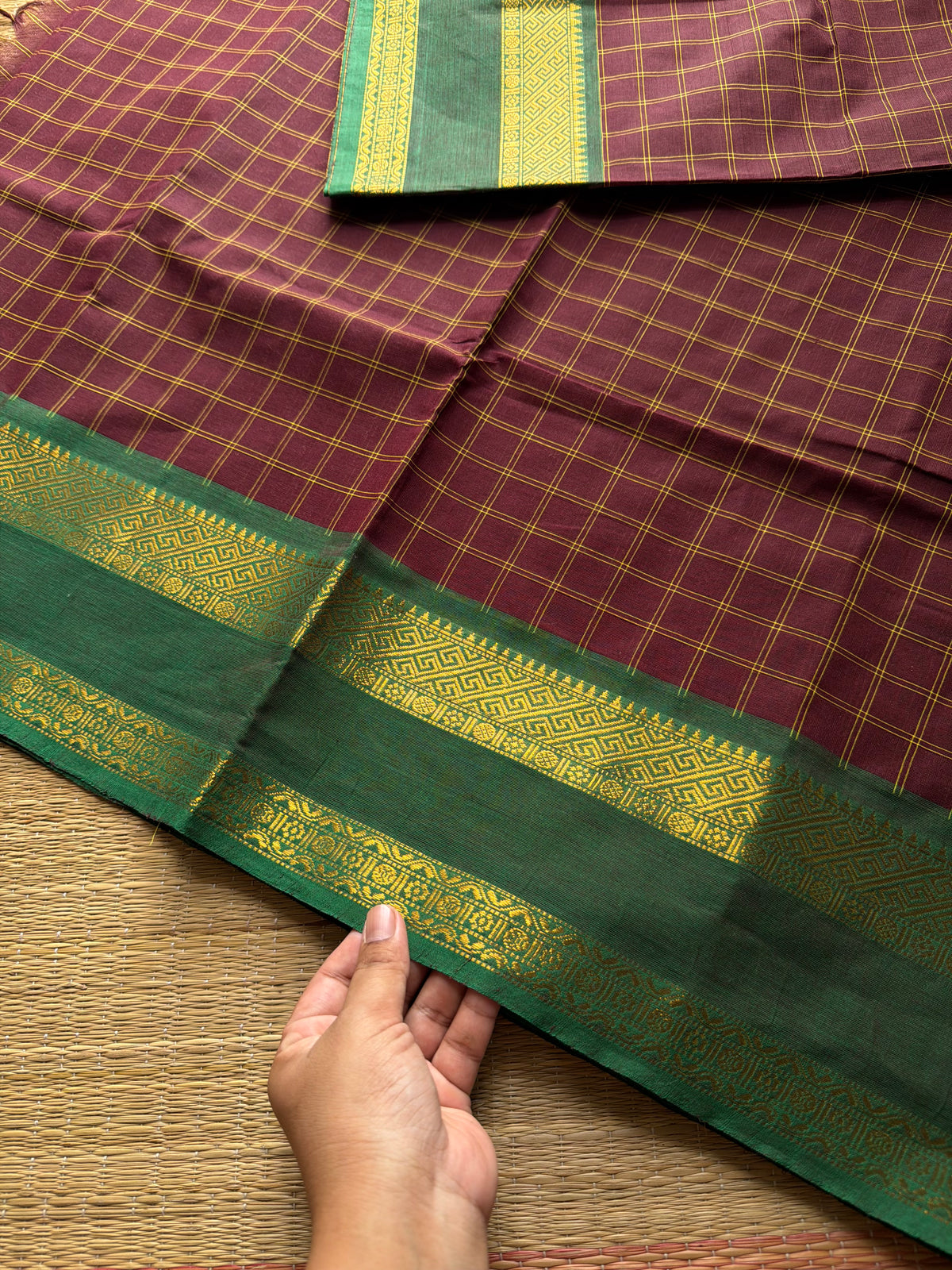 RF413 Dark Maroon With Contrast Green Combination Traditional Vintage Kattam Kanchi Cotton Saree With rettapet gap border