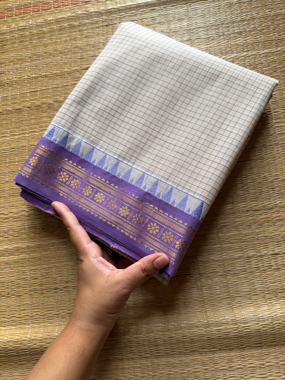 Vintage Podi Kattam ~ Half white with light purple combination small checks Kanchi cotton saree