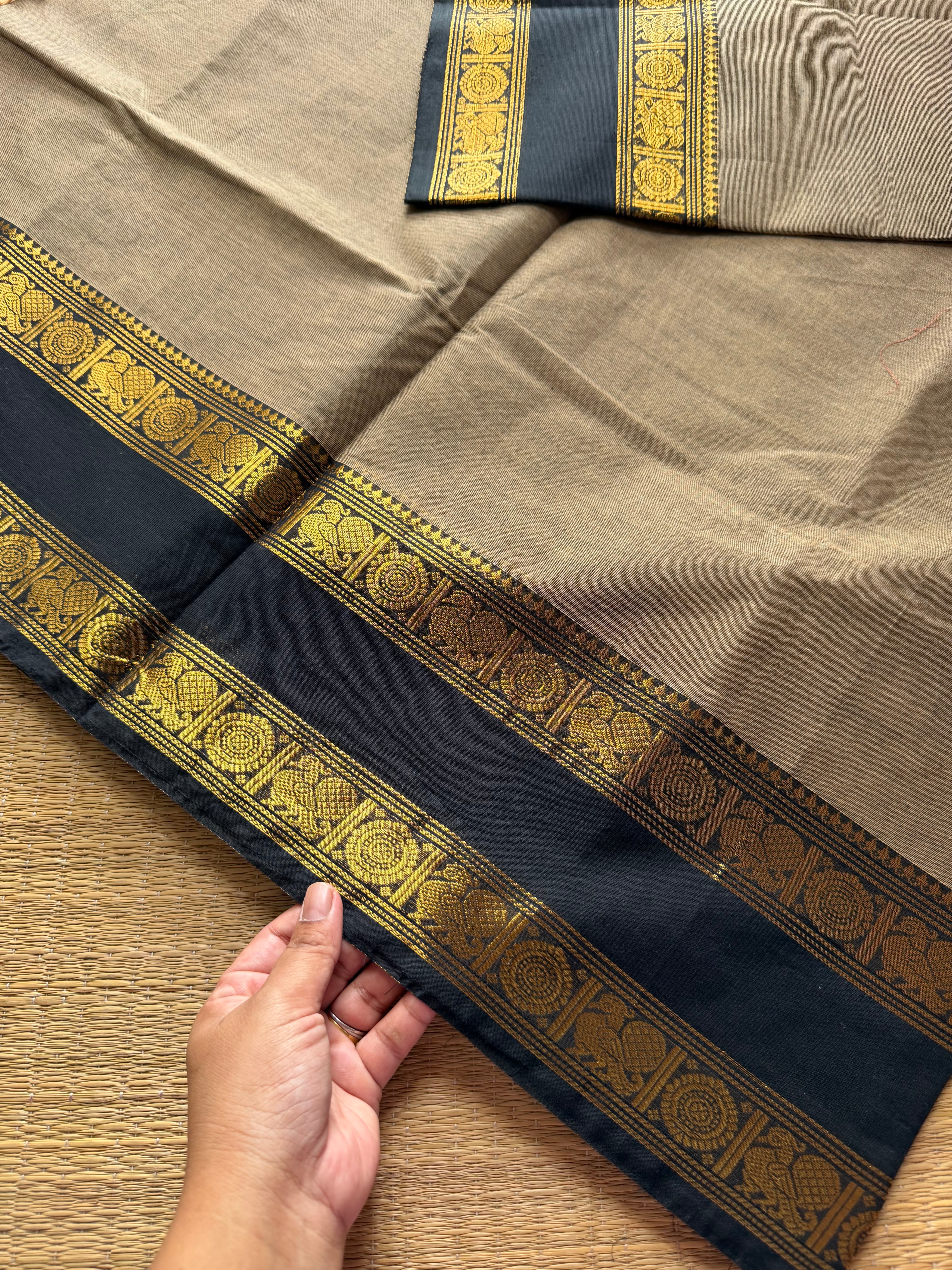 RF471 Grey with black combination shade Kanchi cotton saree with Annam pattern gap border