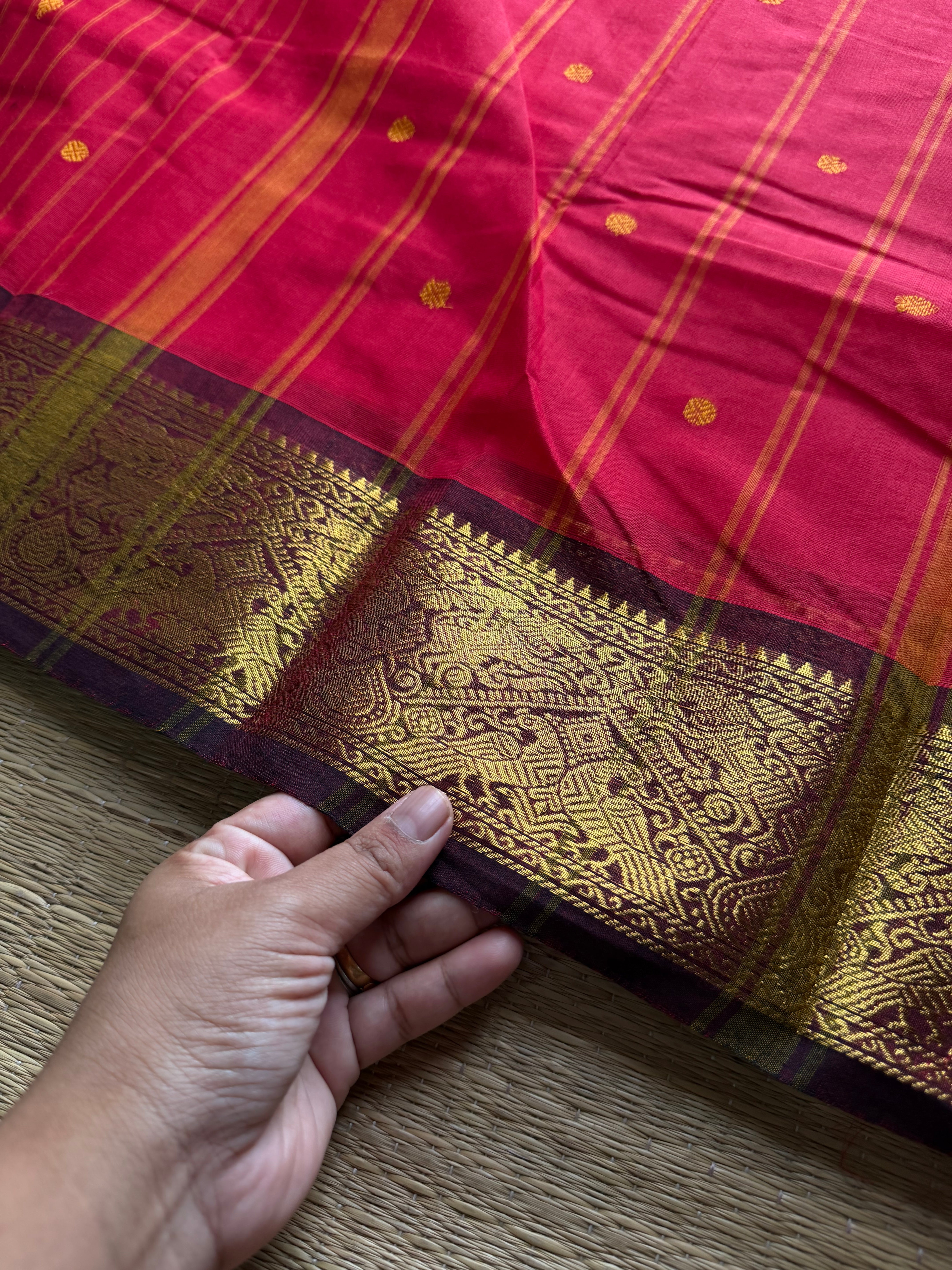 RF1260 Chilli red with brown ~ Premium Kanchi cotton saree with Vanasingaram border and handmade thread buttas