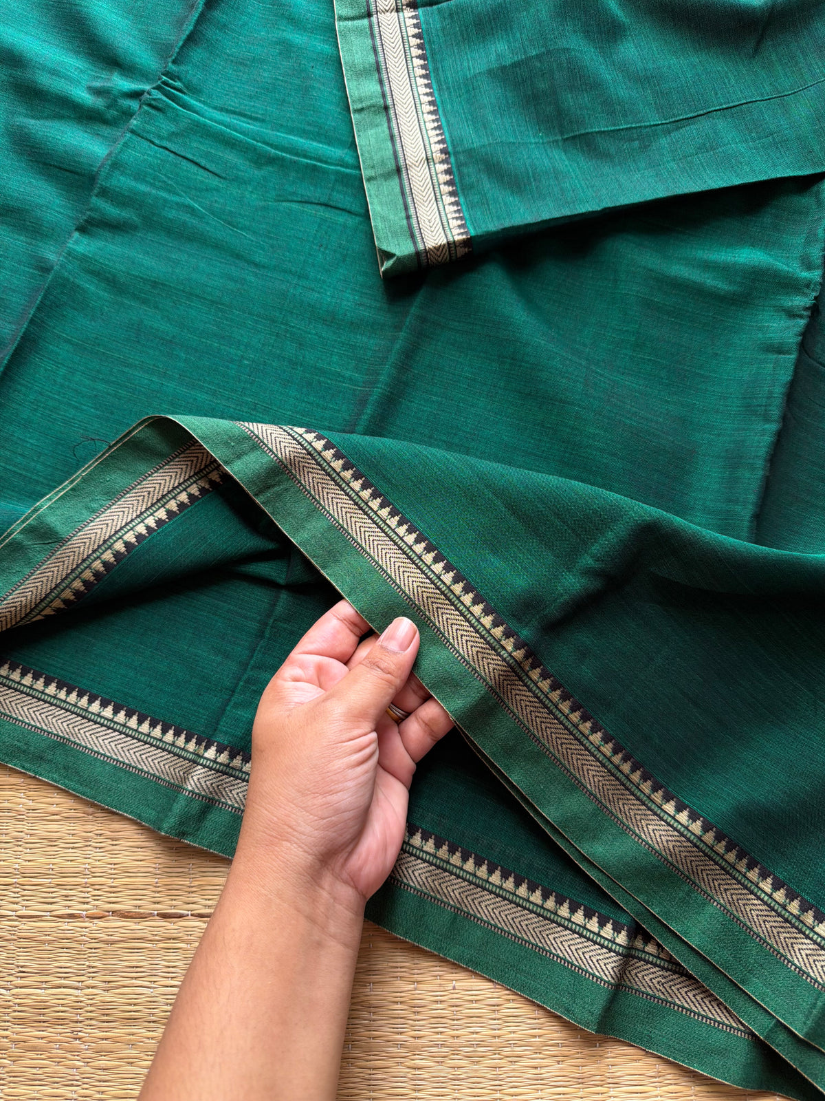 RF673 Peacock green shade Mercerised Narayanpet cotton saree with small thread border