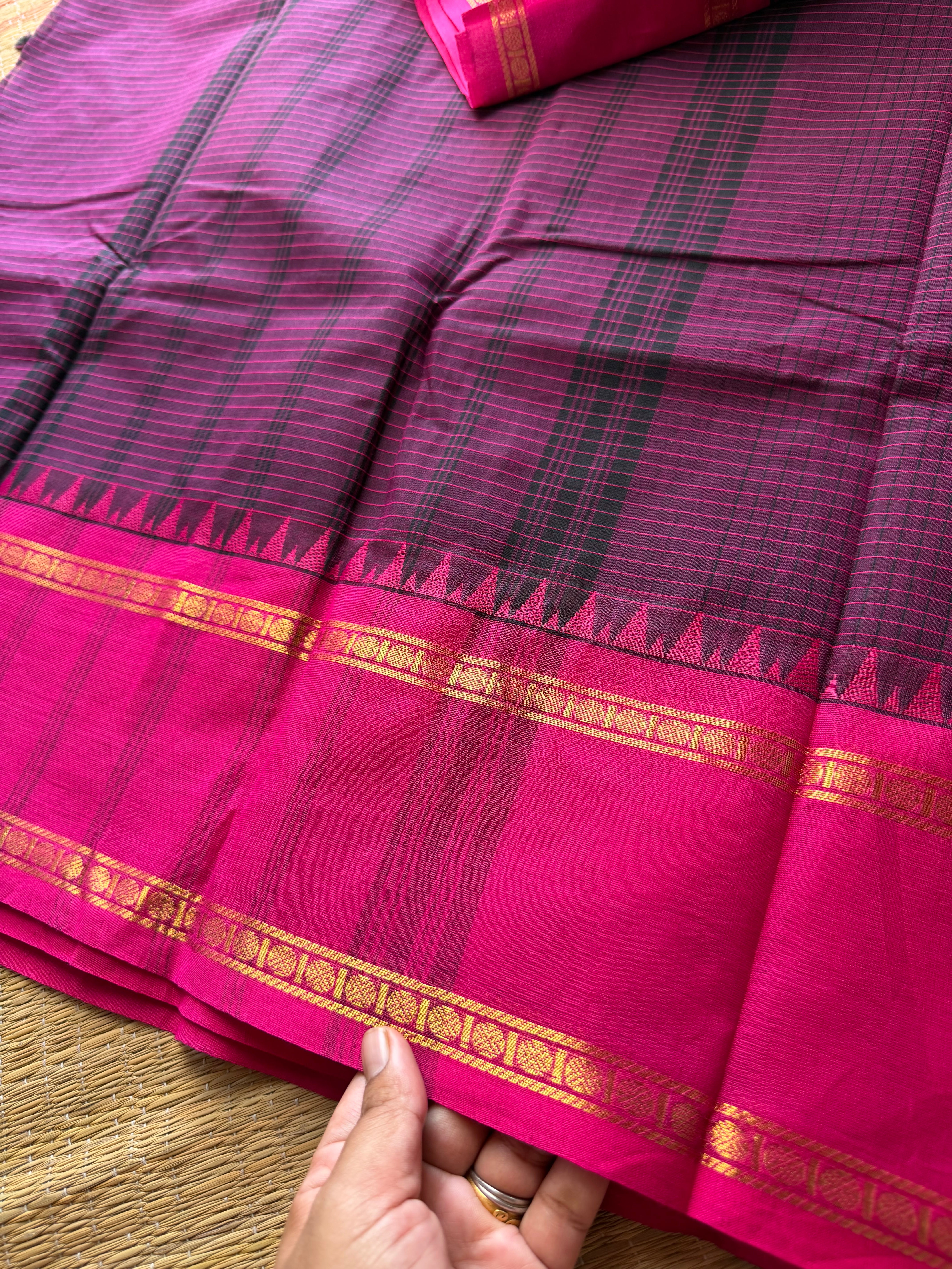 RF623 Premium Vintage Podi Kattam Kanchi Cotton saree ~ Purple with pink shade