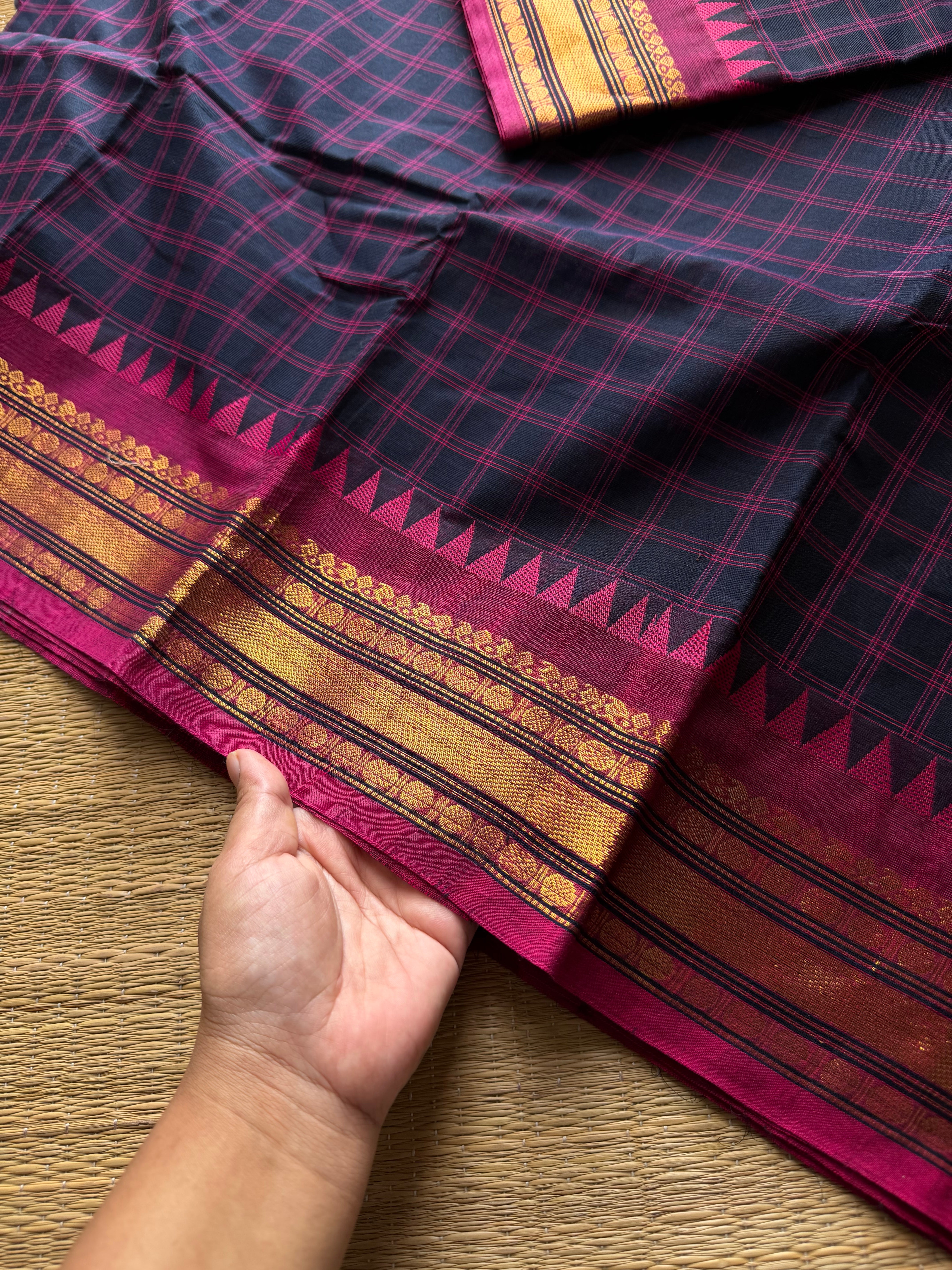 RF850 Kanchi Kattam Edition ~ Navy Blue with magenta pink combination
