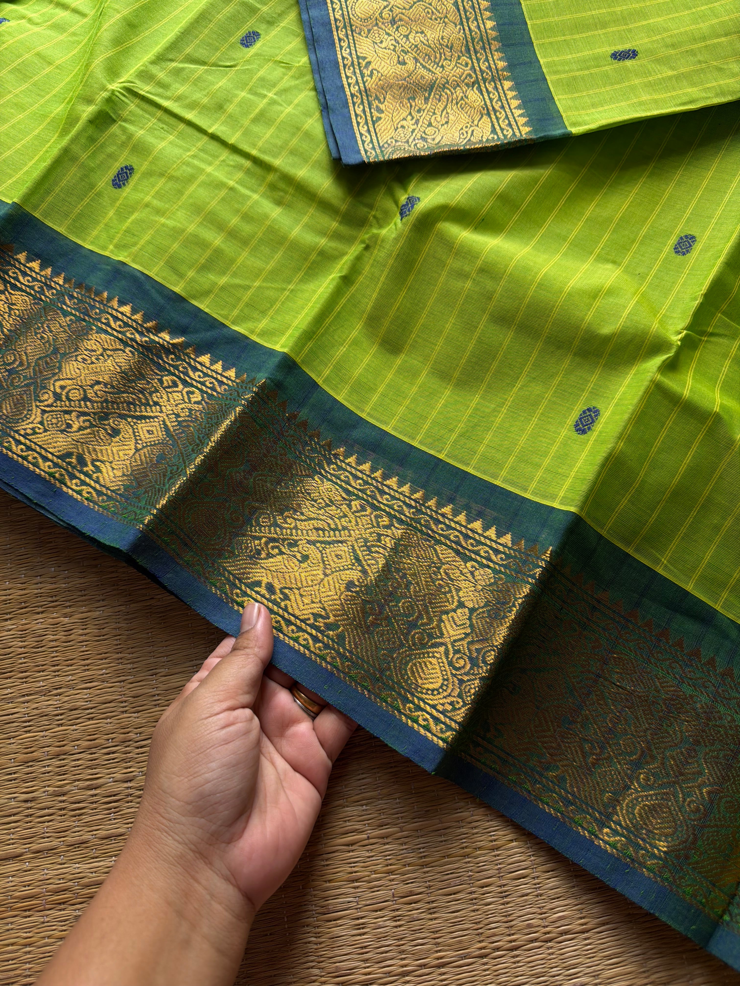 RF1406 Parrot green ~ Vanasingaram border Kanchi cotton saree with handmade thread buttas
