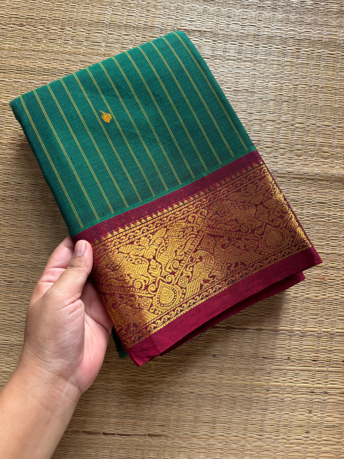 RF296 Bottle green with maroon combination Kanchi cotton saree with Vanasingaram pattern border & handmade thread Buttas