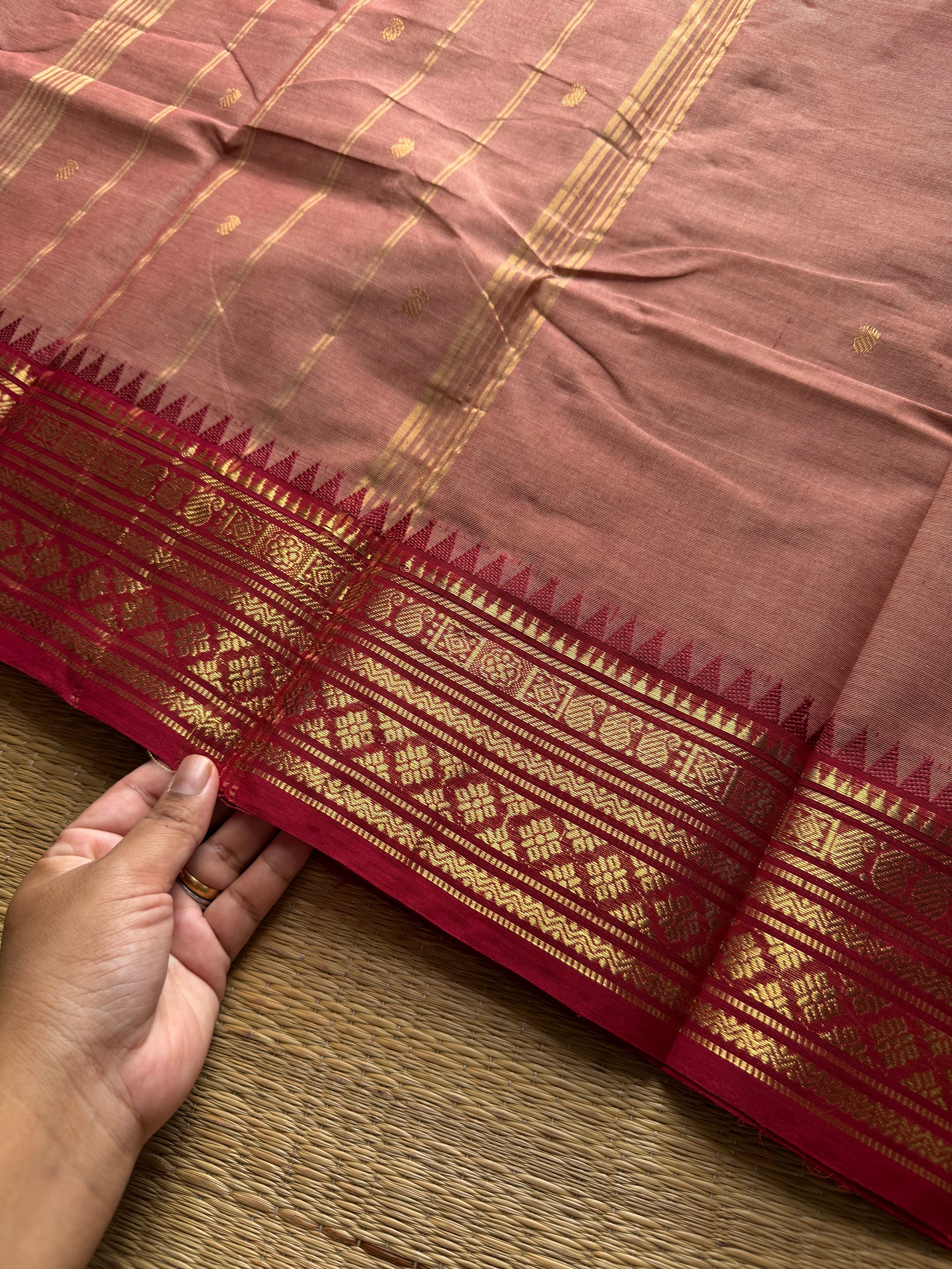 RF1346 Onion pink shade ~ Kanchi cotton saree with handmade thread buttas