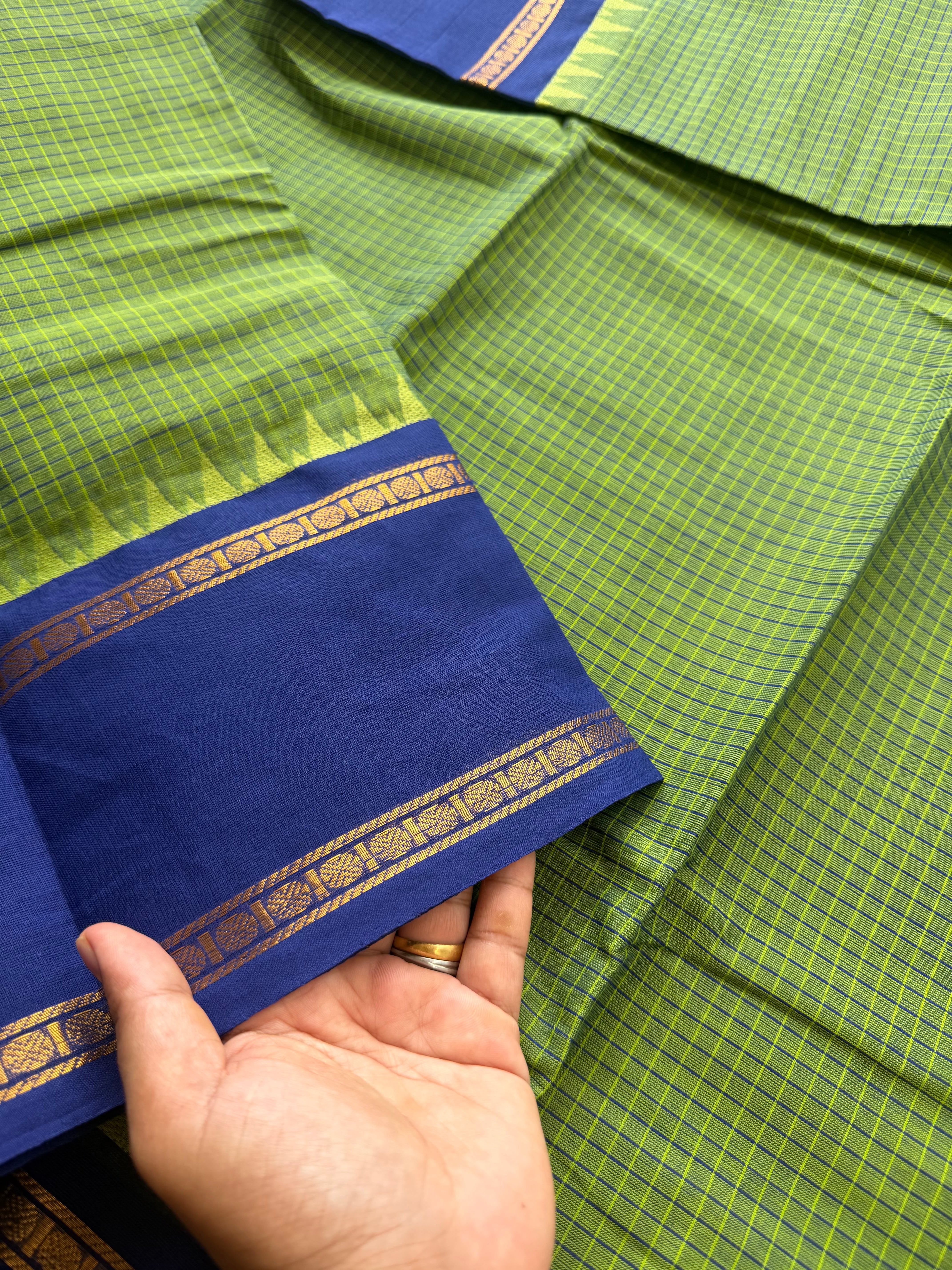 RF150 Green with contrast royal blue shade vintage Podi Kattam / small checks pattern Kanchi cotton saree