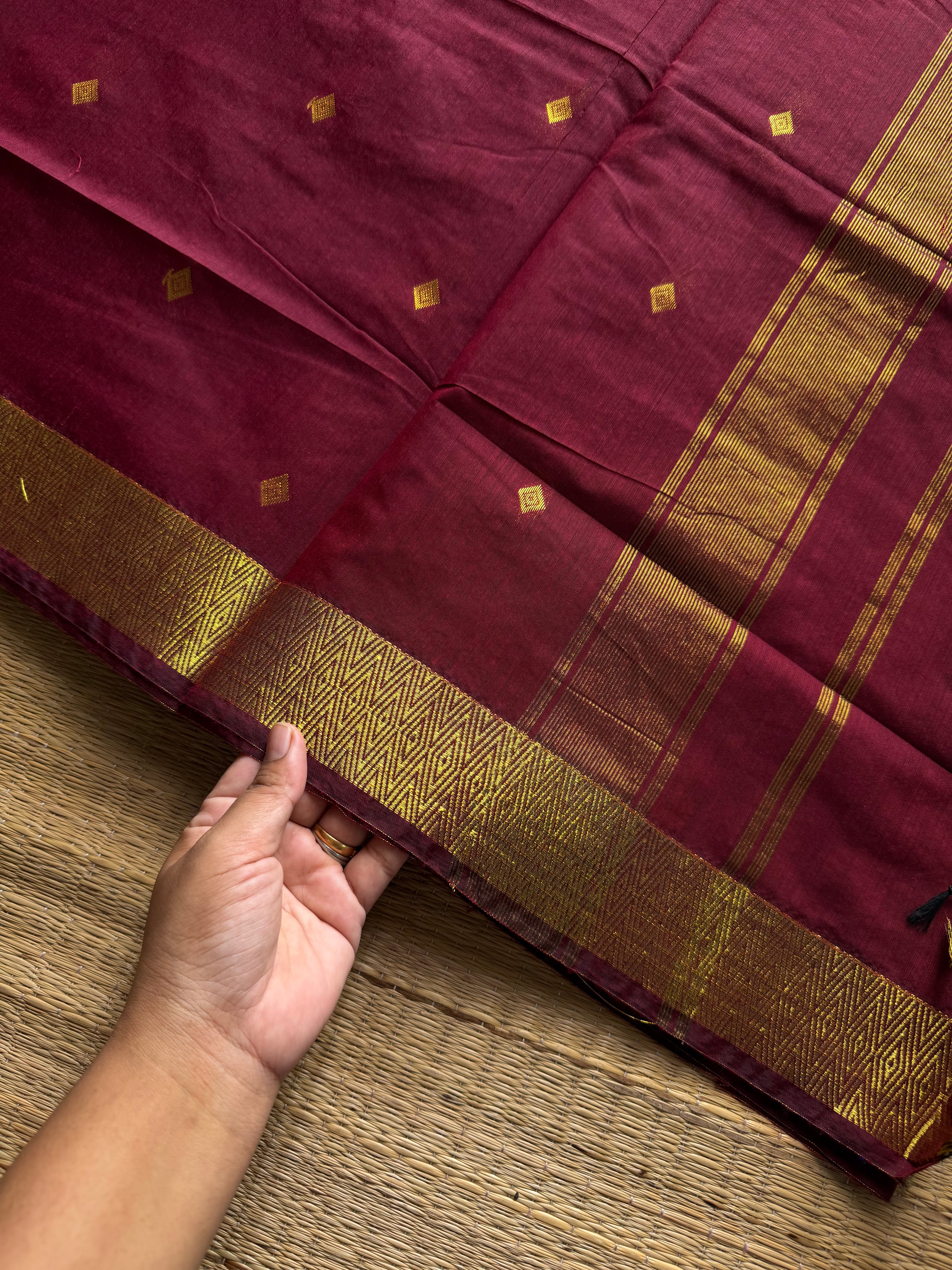 RF1220 Monotone Maroon shade Maheswari semi silk cotton saree