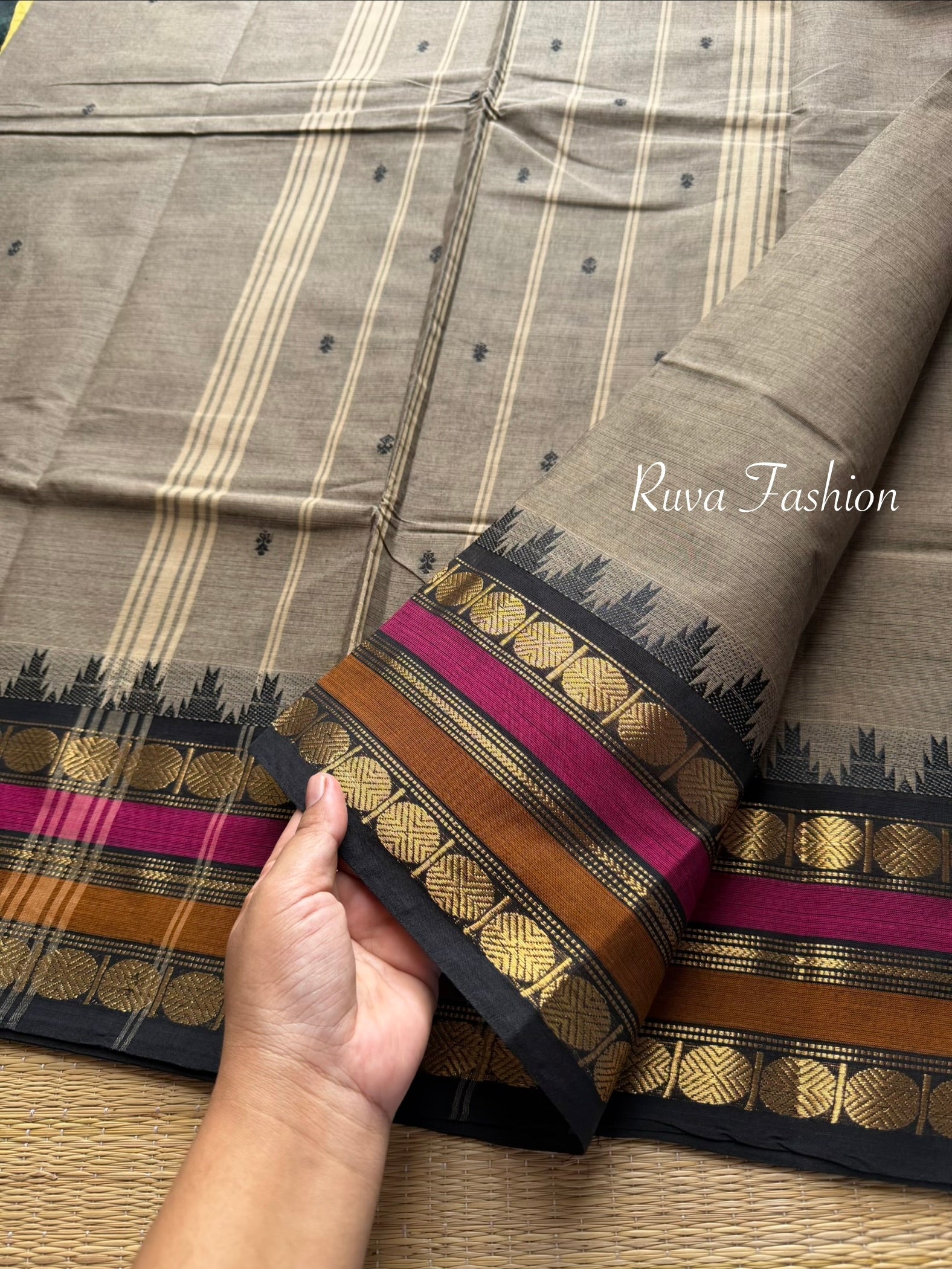 Grey shade l Kanchi Cotton Saree With Contrast & unique multi color border with small Thazhampoo pattern
