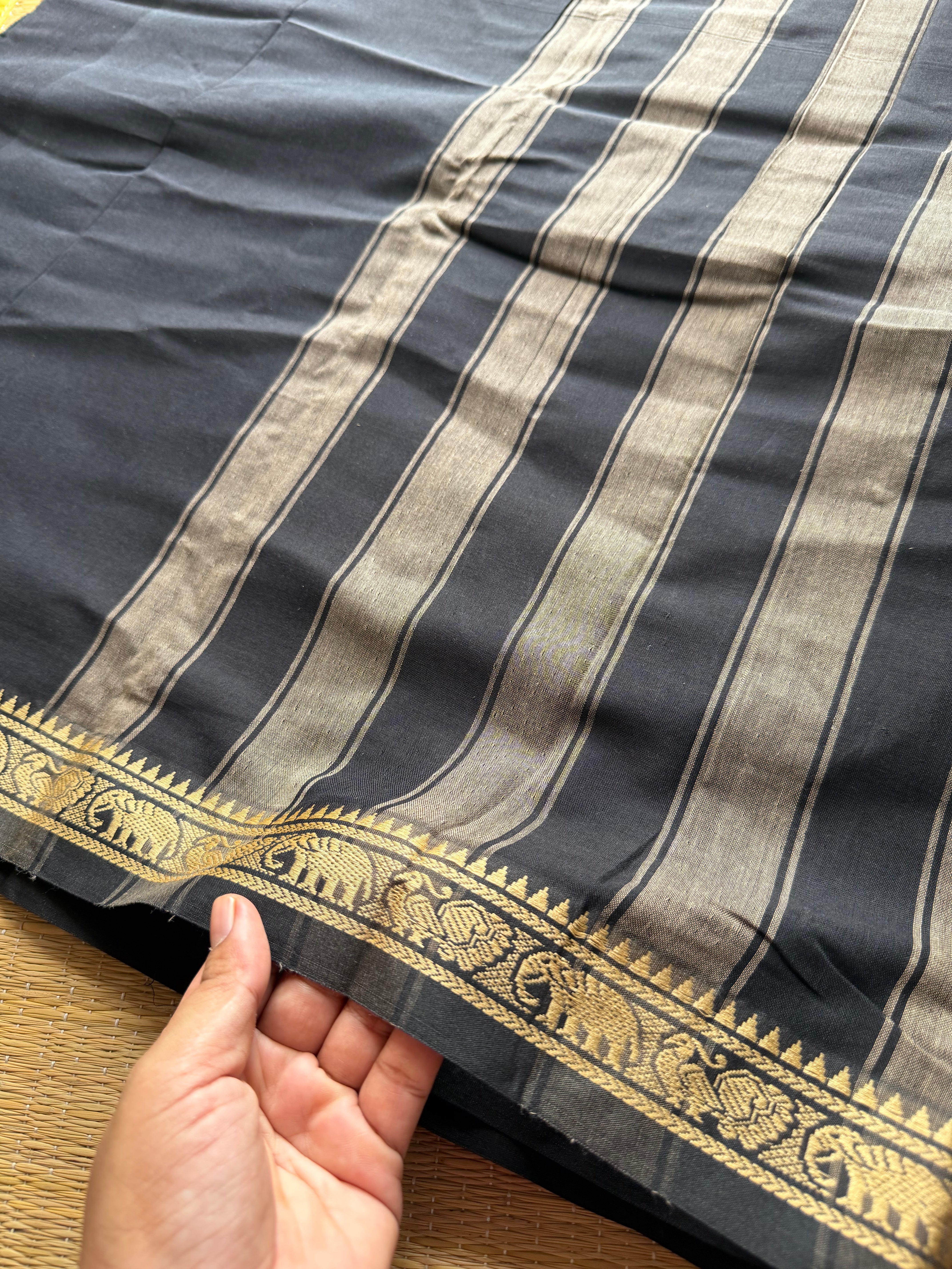 RF311 Monotone Black shade Mercerised Narayanpet Cotton Saree With Small Annam and elephant pattern border