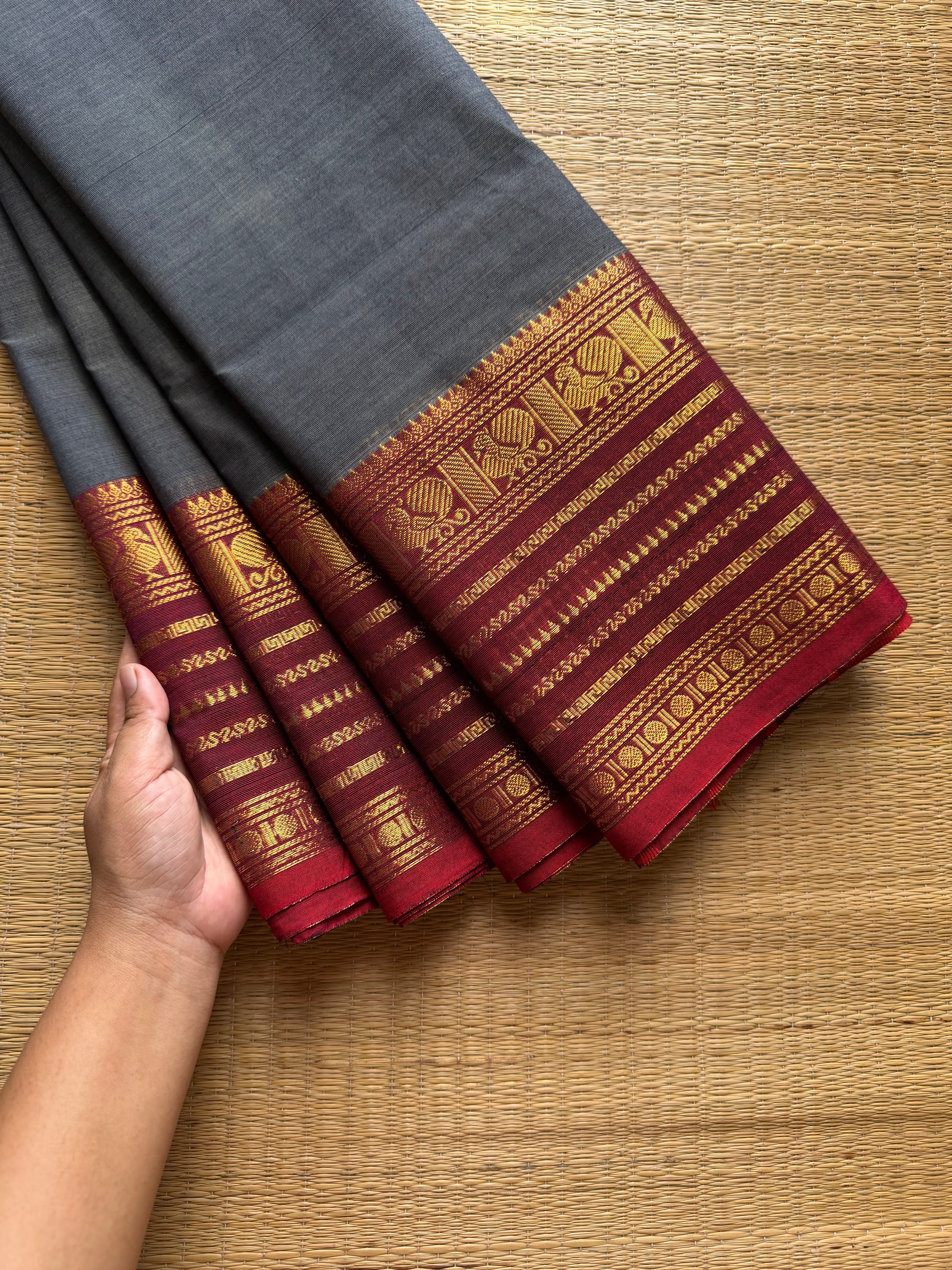 RF1058 Grey with maroon Varisaipet border Kanchi cotton saree