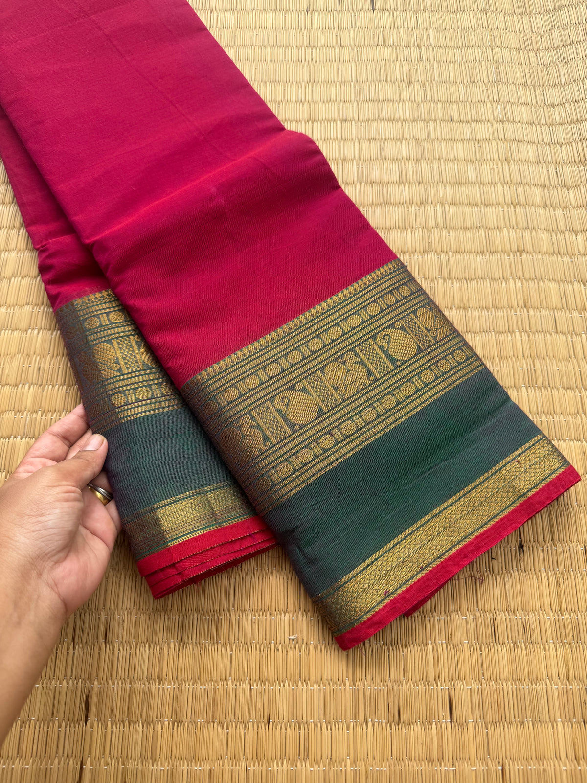 RF160 Red & magenta pink dual mixed shade Kanchi cotton saree with contrast golden Zari border