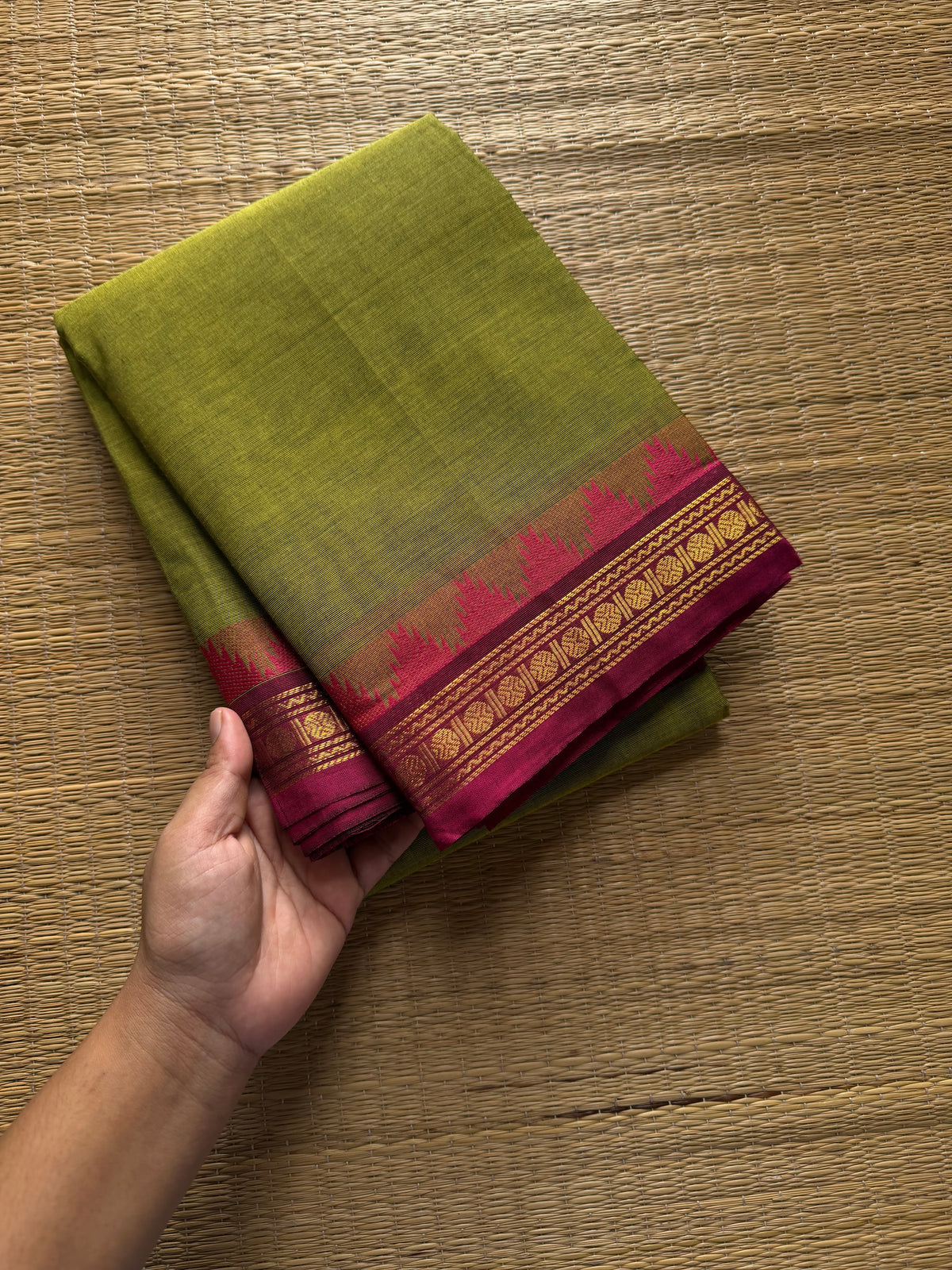 RF572 Thazhampoo Pattern ~ Green & Pink Combination Small Border Kanchi Cotton Saree