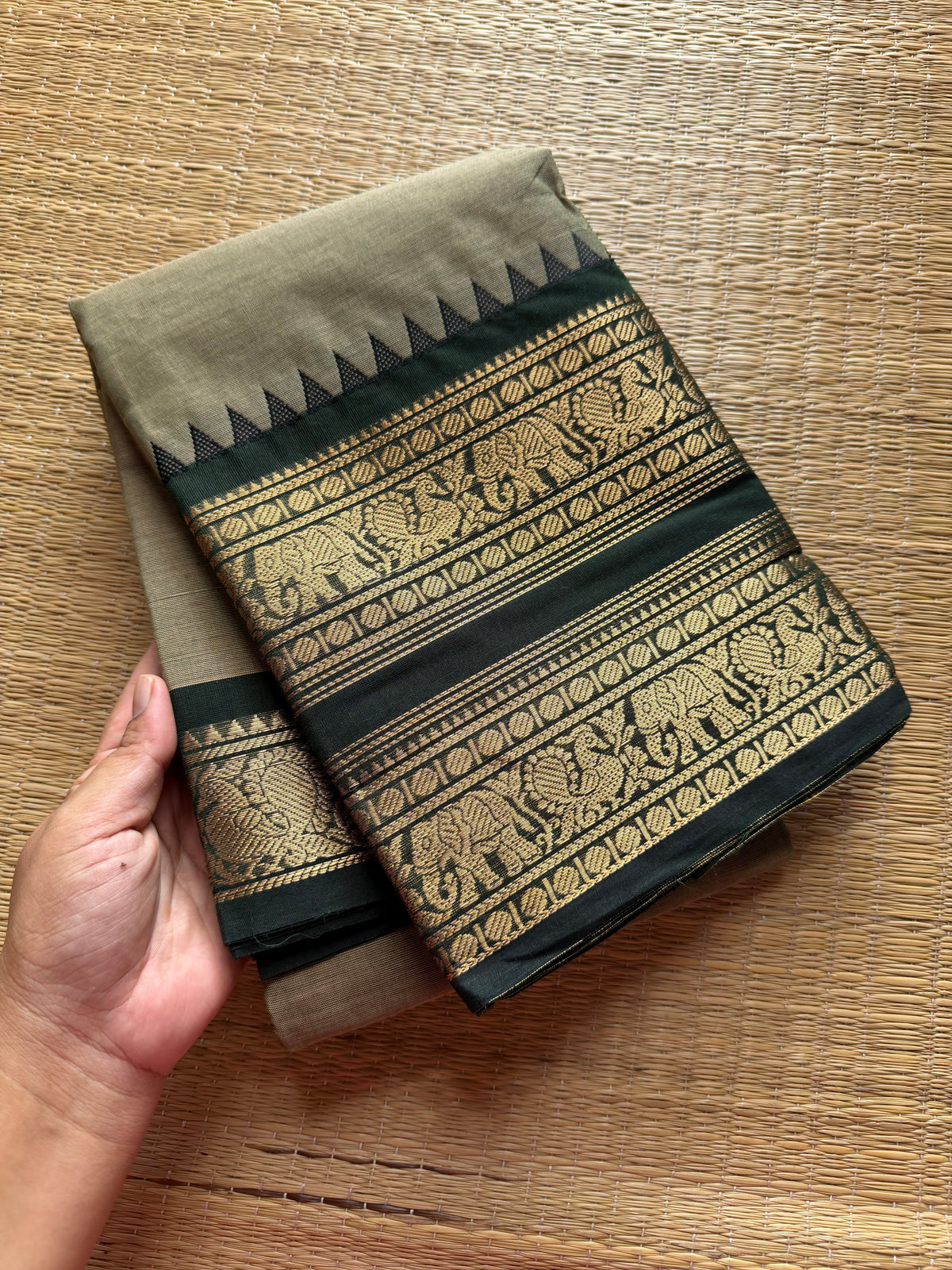 RF343 Grey with dark green combination Rettapet border Kanchi cotton saree