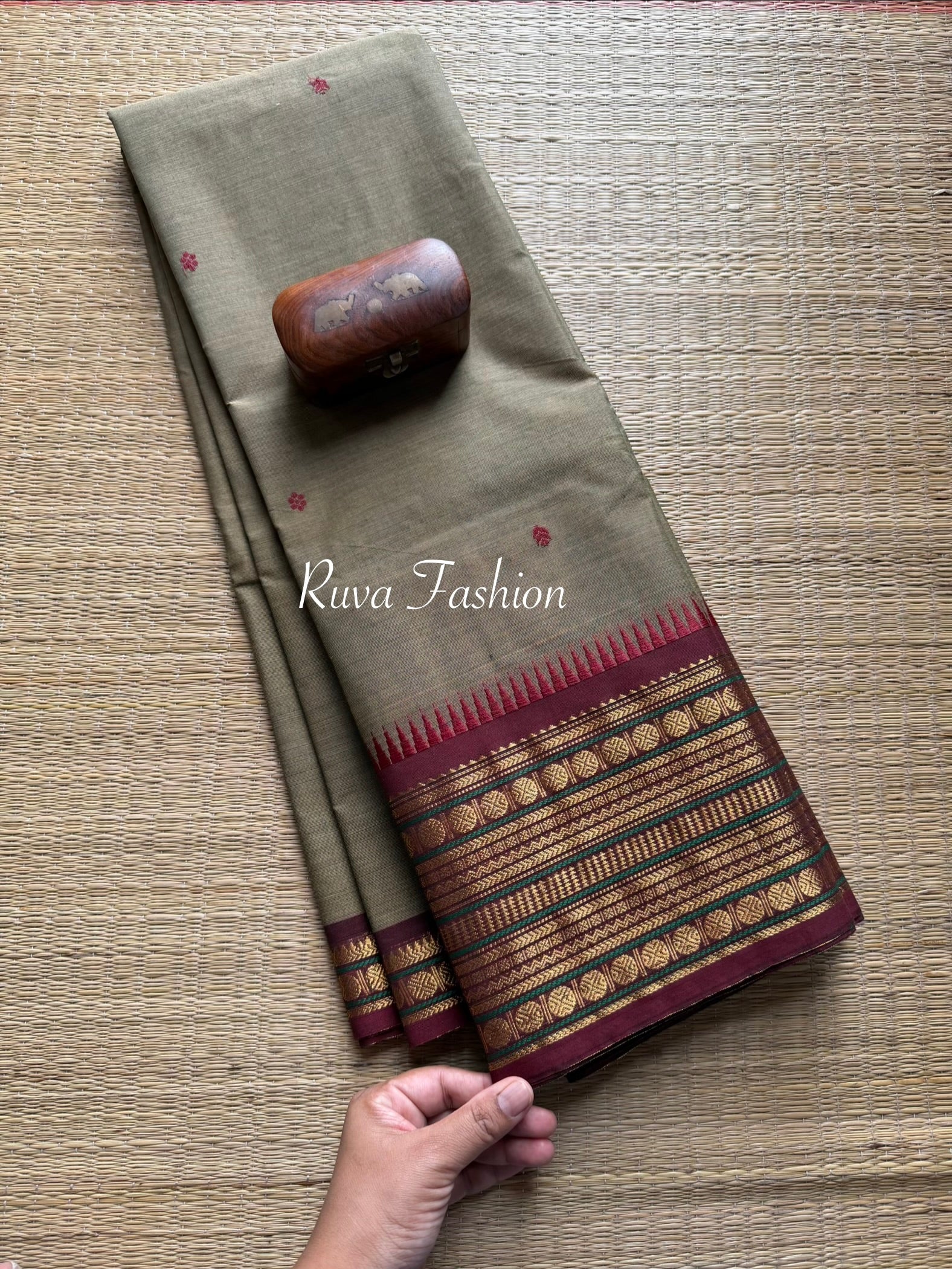 RF20 Dual tone grey with contrast maroon zari border & handmade thread buttas - RF20