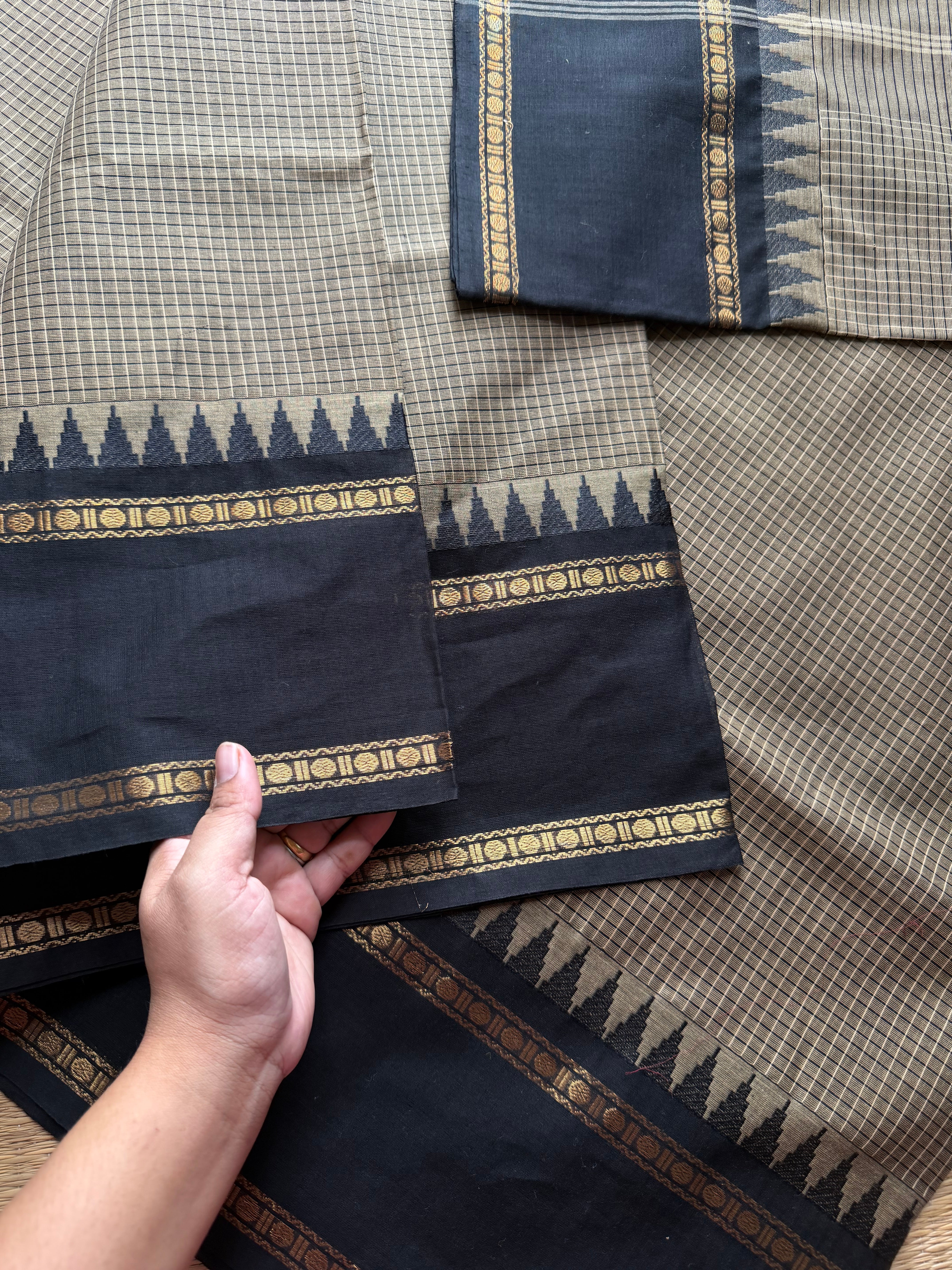Grey with black combination vintage border Podikattam Kanchi cotton saree