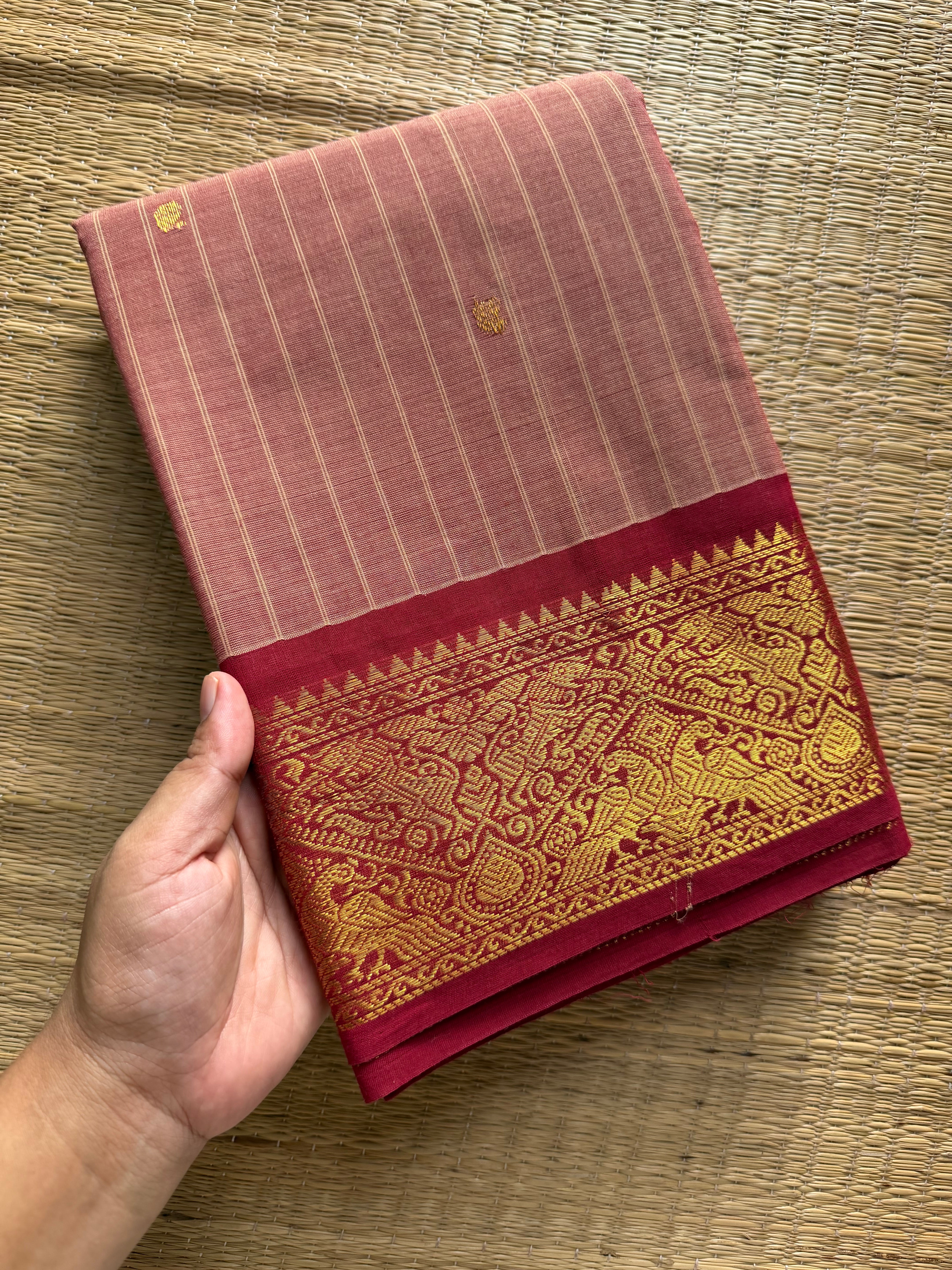 RF295 Dual tone biscuit & onion pink shade combination with contrast maroon Vanasingaram pattern border Kanchi cotton saree with handmade golden Zari Buttas