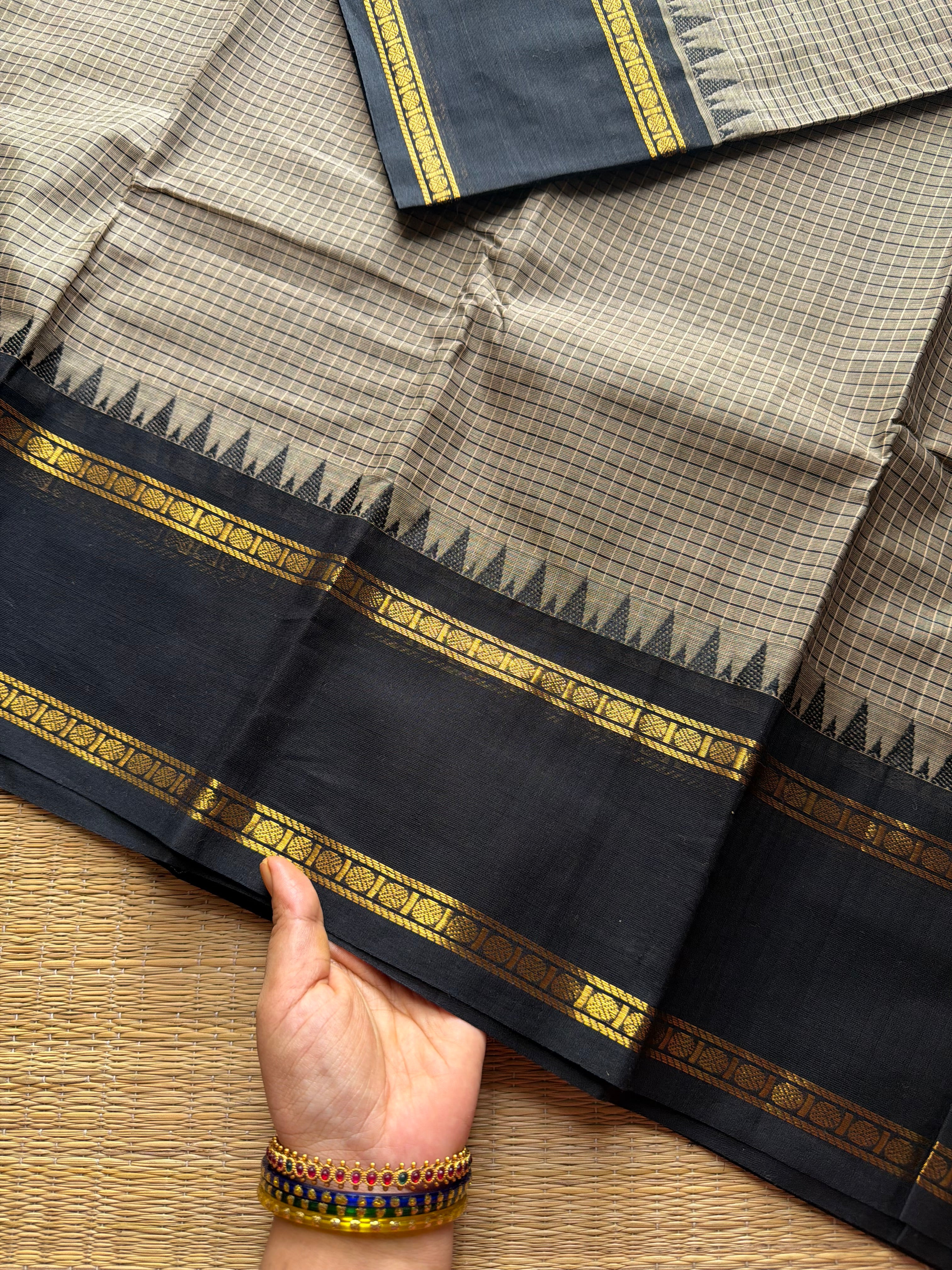 RF589 Premium Vintage Podi Kattam Kanchi Cotton saree ~ Grey with black
