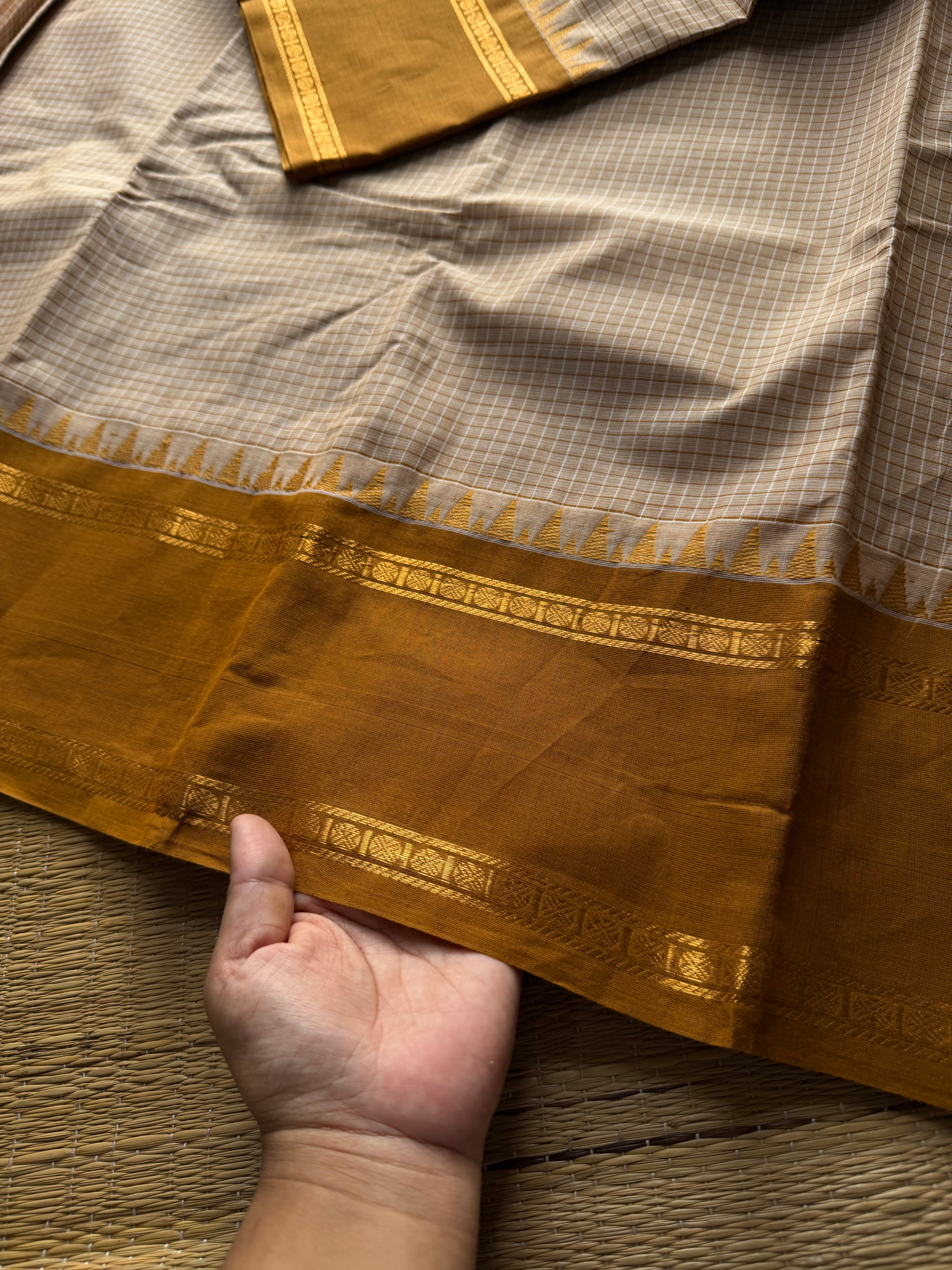 RF580 Premium Vintage Podi Kattam Kanchi Cotton saree ~ Beige Shade