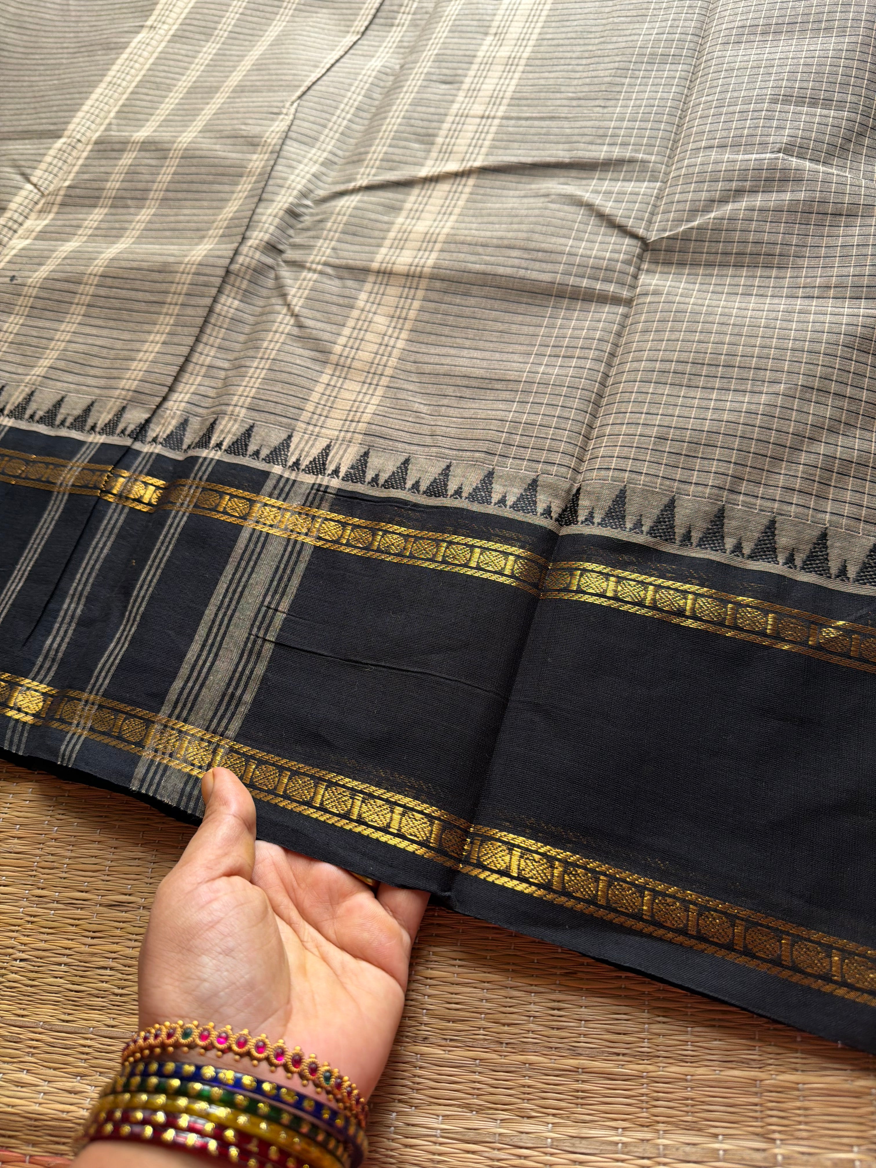 RF589 Premium Vintage Podi Kattam Kanchi Cotton saree ~ Grey with black