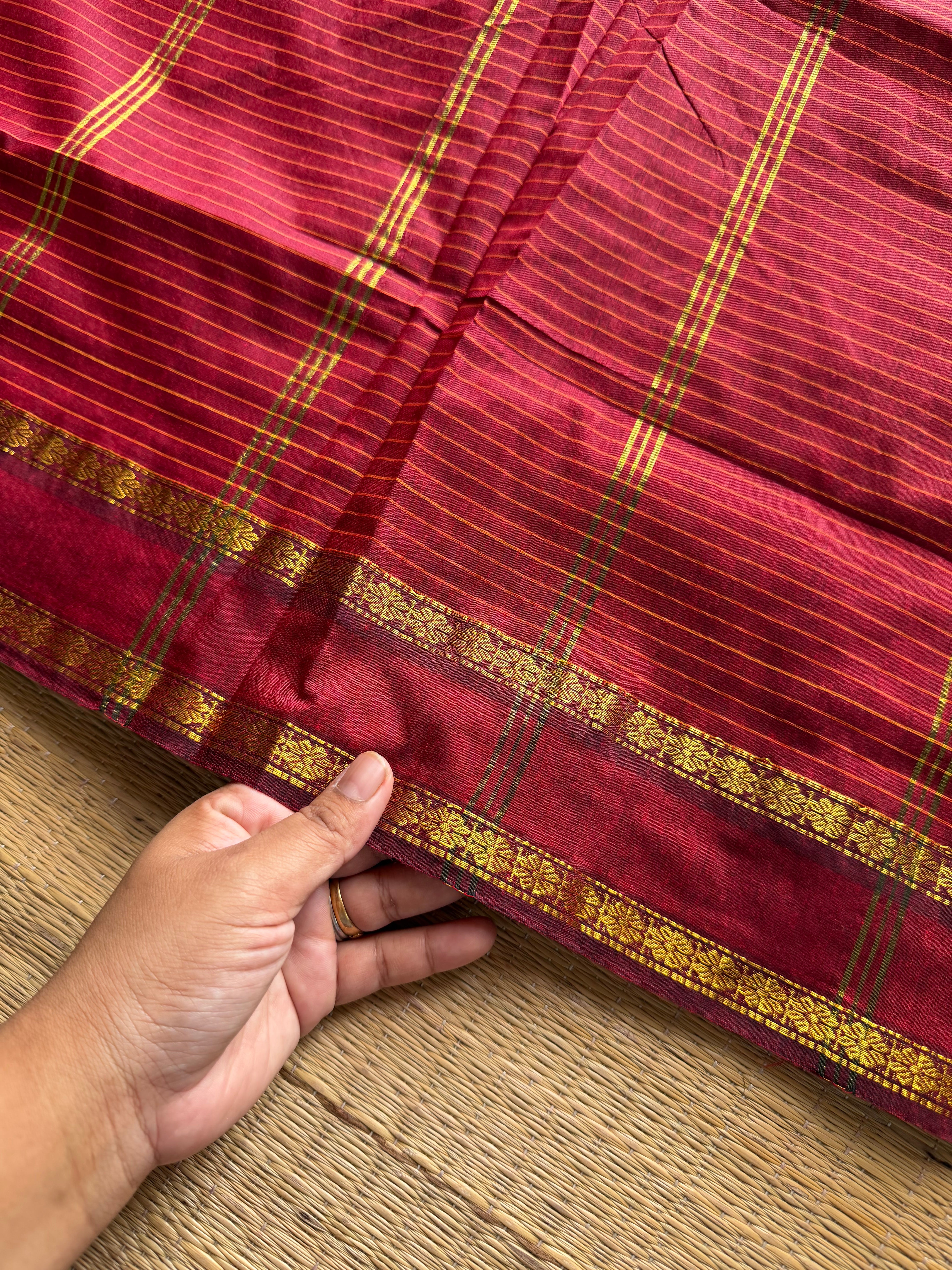 RF1217 Reddish maroon checks pattern Maheshwari semi silk cotton saree
