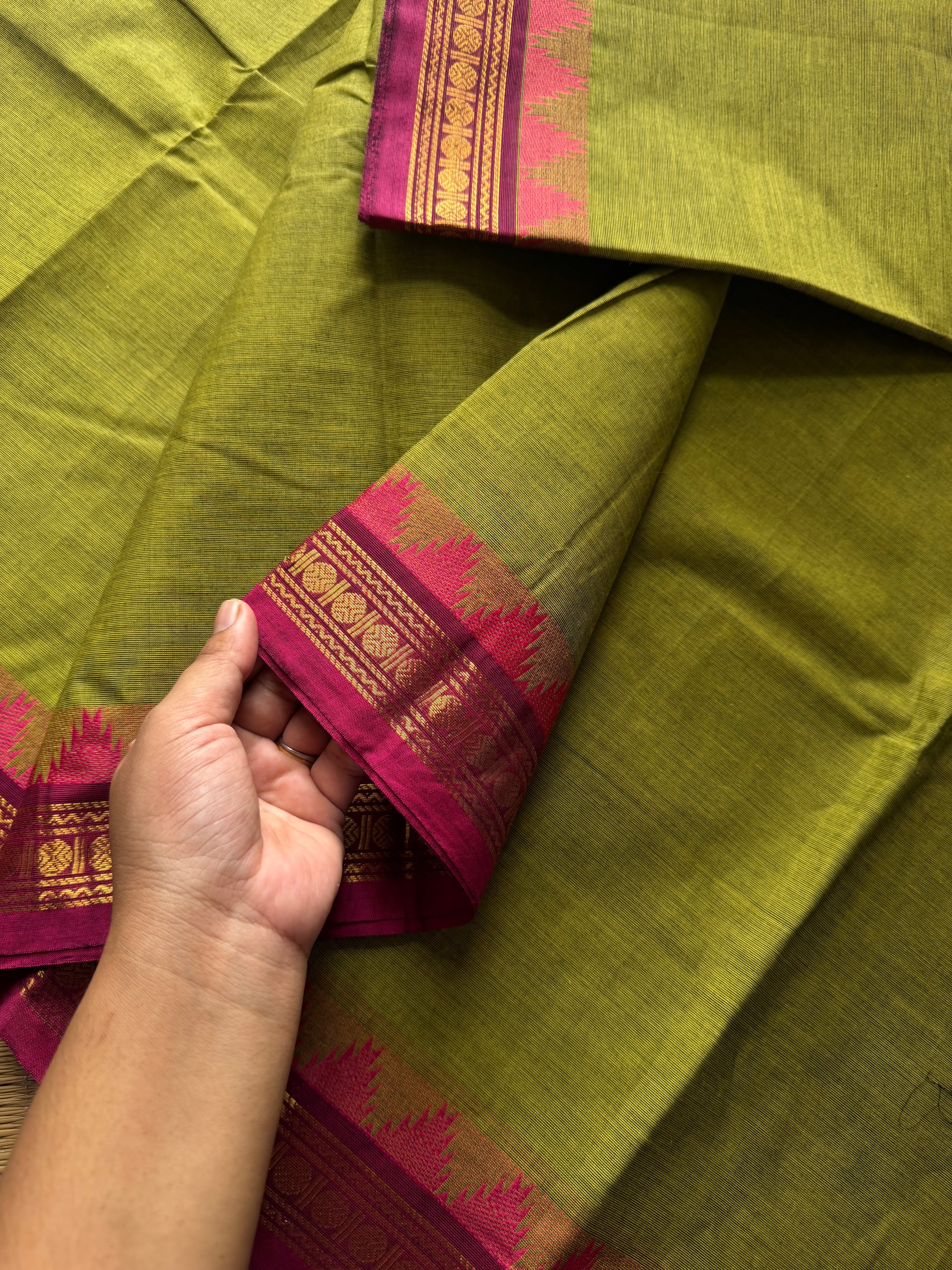 RF572 Thazhampoo Pattern ~ Green & Pink Combination Small Border Kanchi Cotton Saree