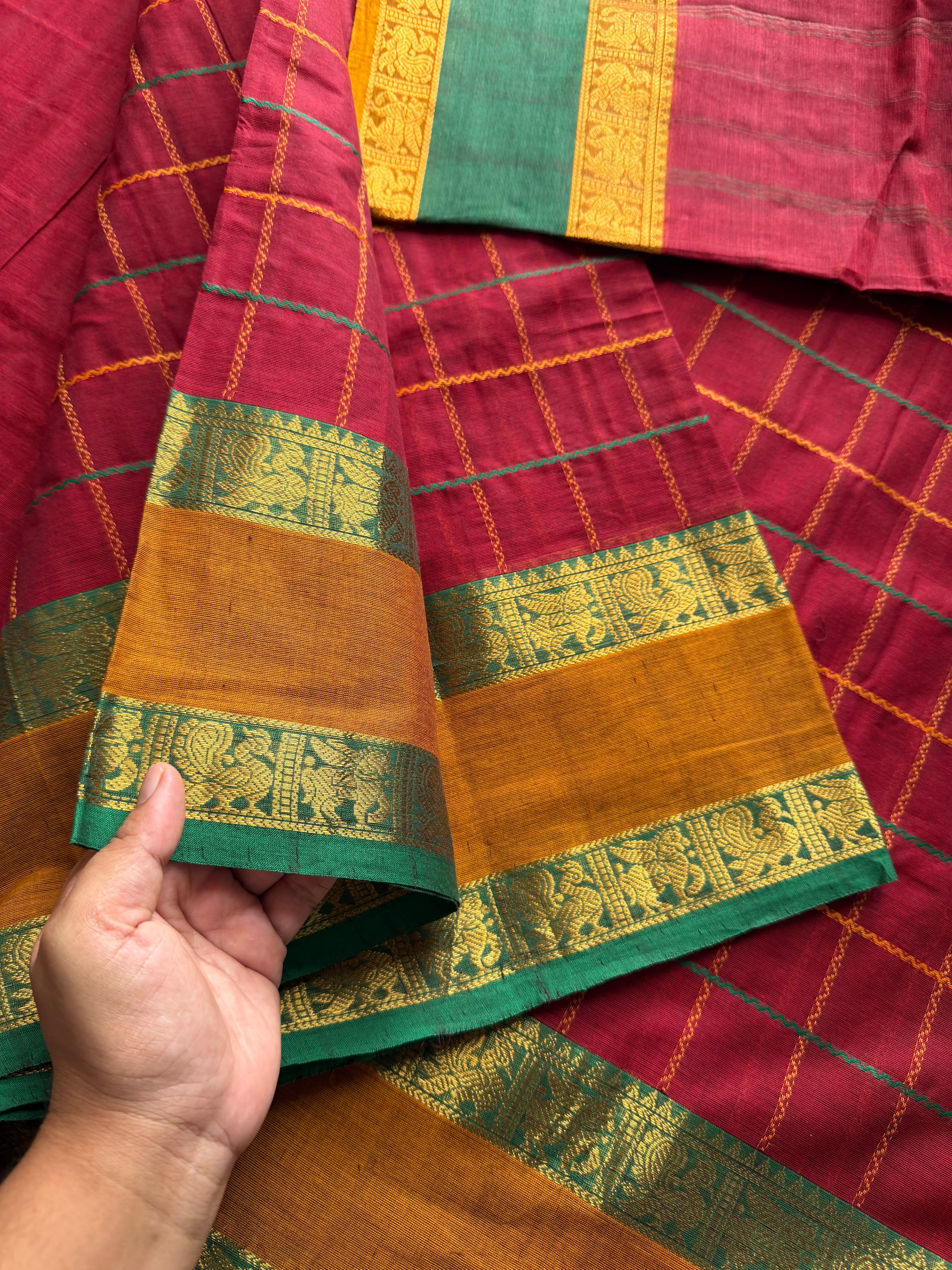 RF275 Reddish Marron Shade Kanchi Handmade Kattam / checks pattern saree with Yazhi & Annam Rettapet Ganga Jamuna Border