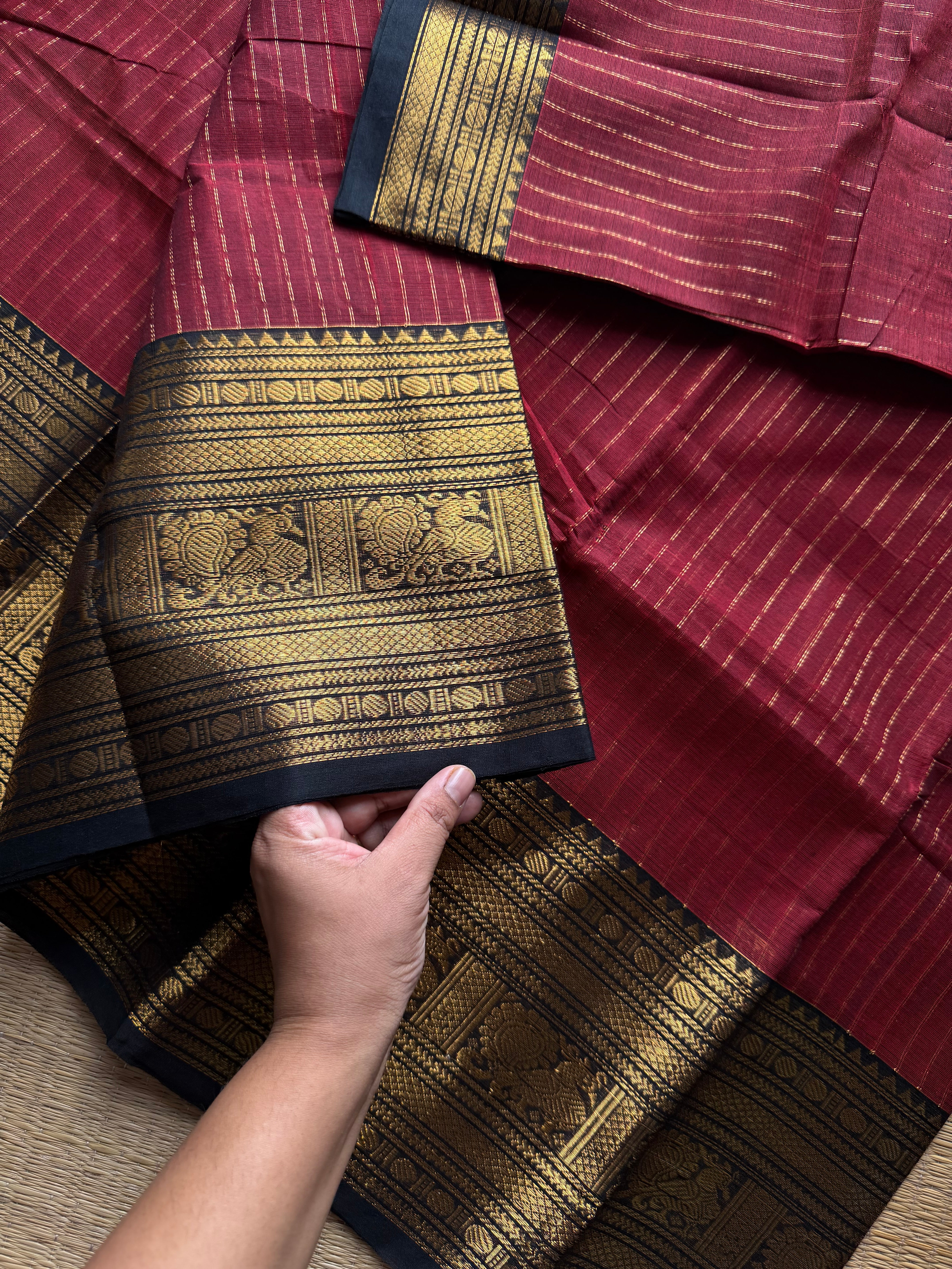 RF1167 Premium Vaira Oosi Pattern Kanchi cotton saree ~ Reddish maroon with black