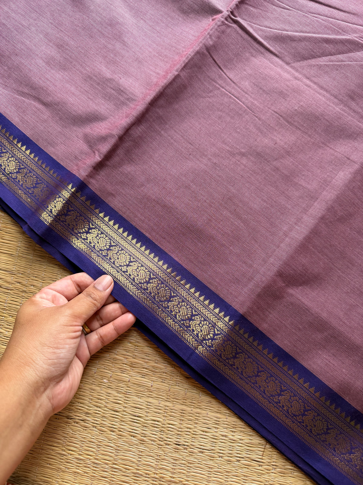 RF994 Light lavender shade ~ Small border Kanchi cotton saree