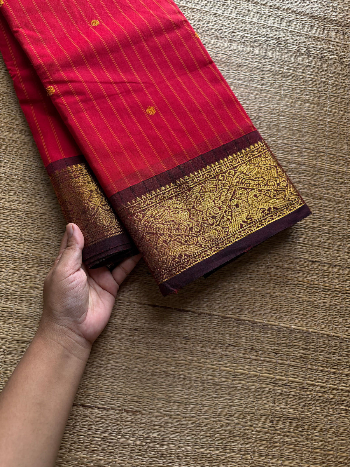 RF1260 Chilli red with brown ~ Premium Kanchi cotton saree with Vanasingaram border and handmade thread buttas