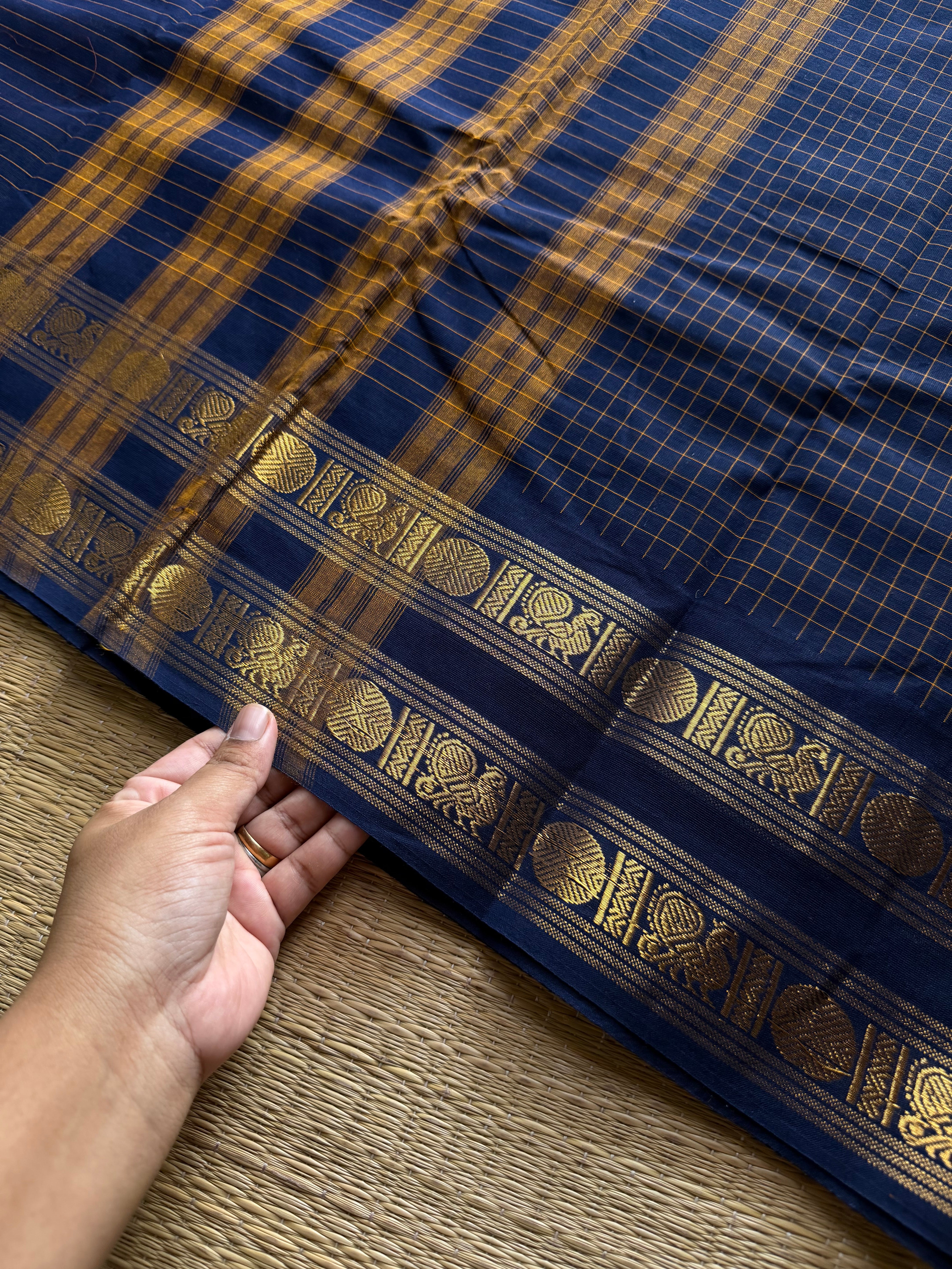 RF1400 Monotone Dark navy blue ~ Vintage Kattam Kanchi Cotton Saree