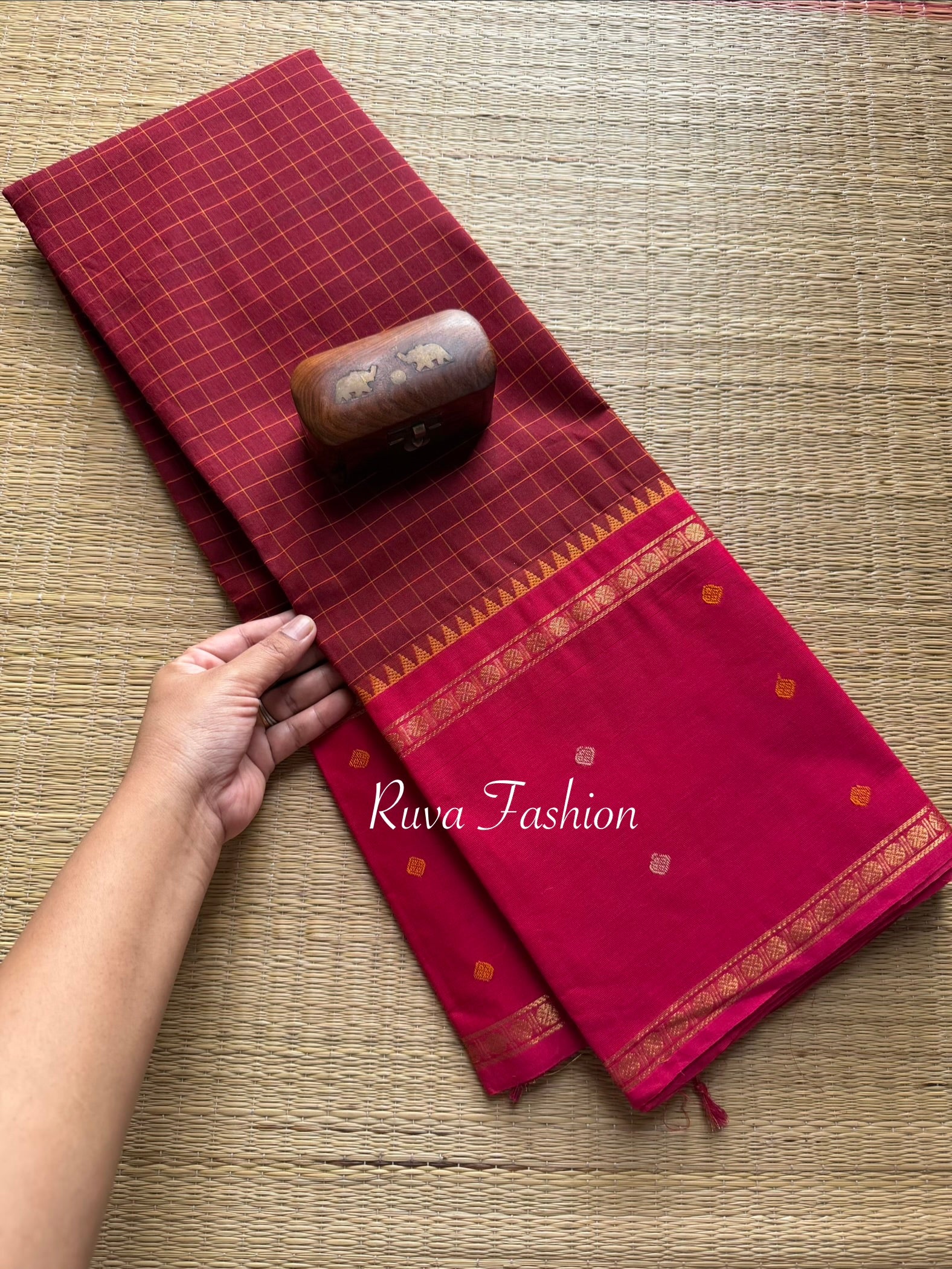 RF31 Maroon with dark pink Vintage Style Border with checks pattern & handwoven Buttas on the border - RF29