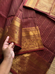 RF1415 Dual Tone Arakku shade ~ Premium Rich Pallu Kanchi cotton saree with intricate Zari woven vaira Oosi pattern & Annam pattern border