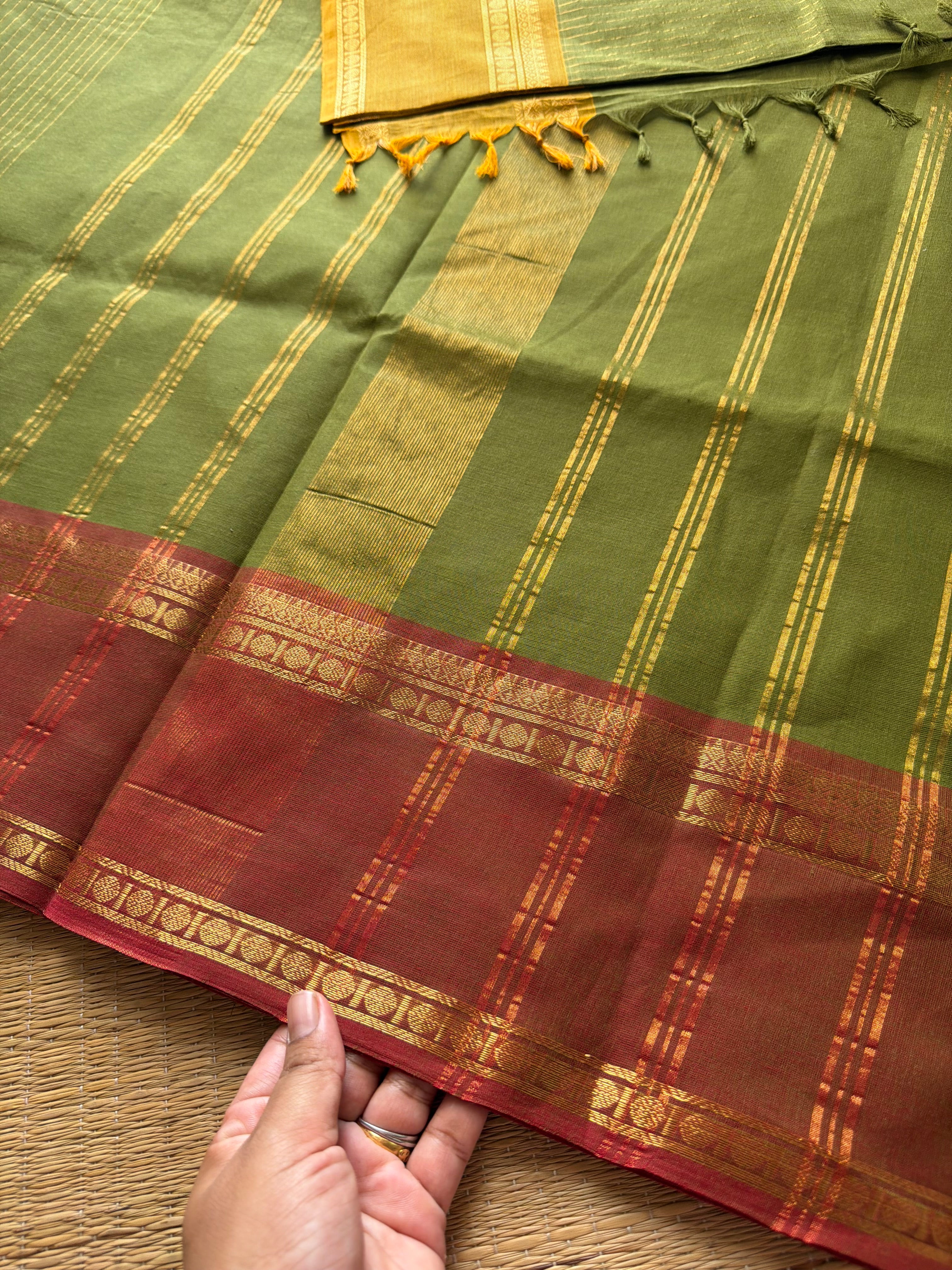 RF625 Pastel Methi Green shade Ganga Jamuna border Kanchi cotton saree with fully golden Vaira Oosi pattern